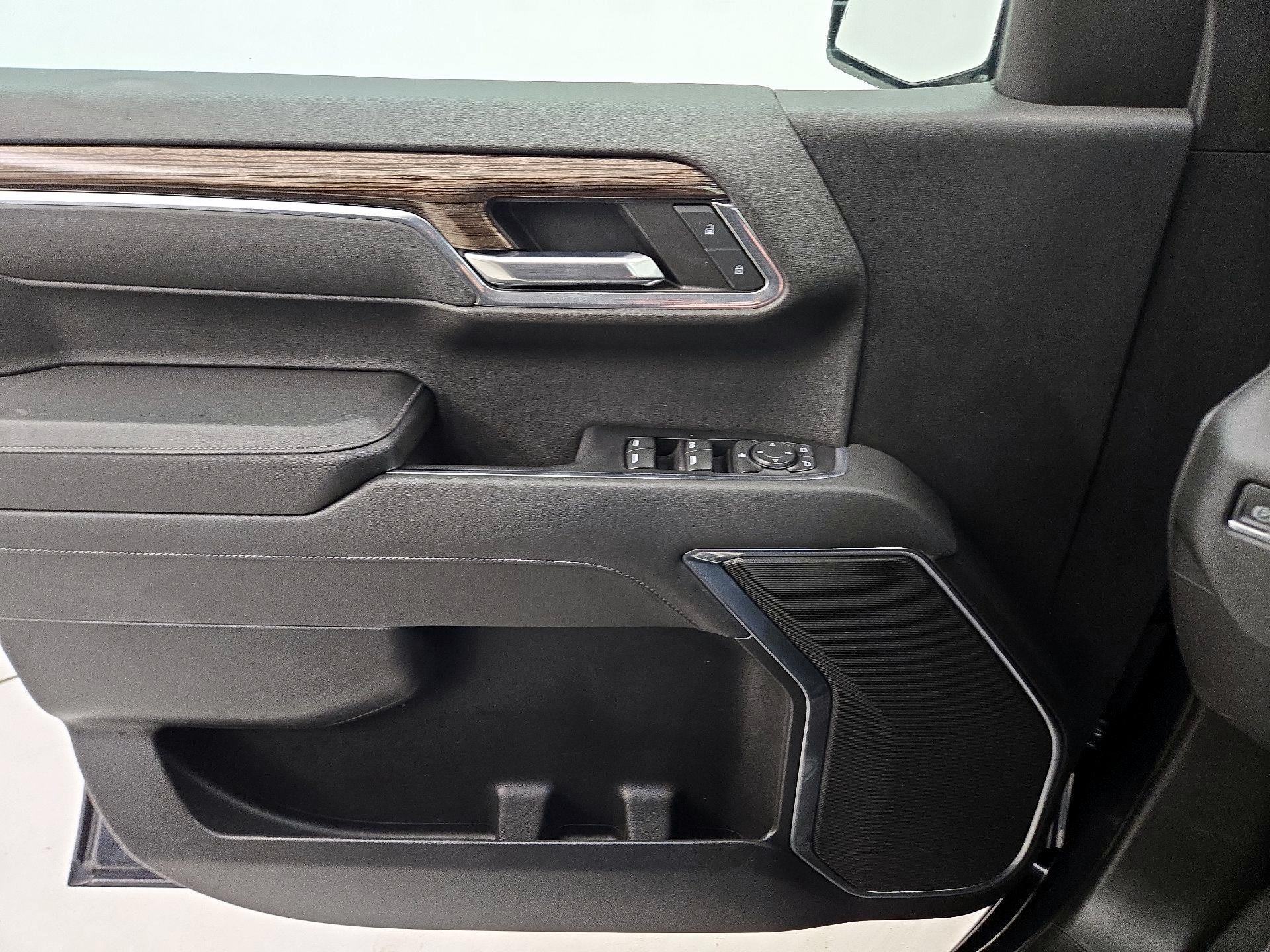 Thumbnail: 2022 Chevrolet Silverado 1500 - 12