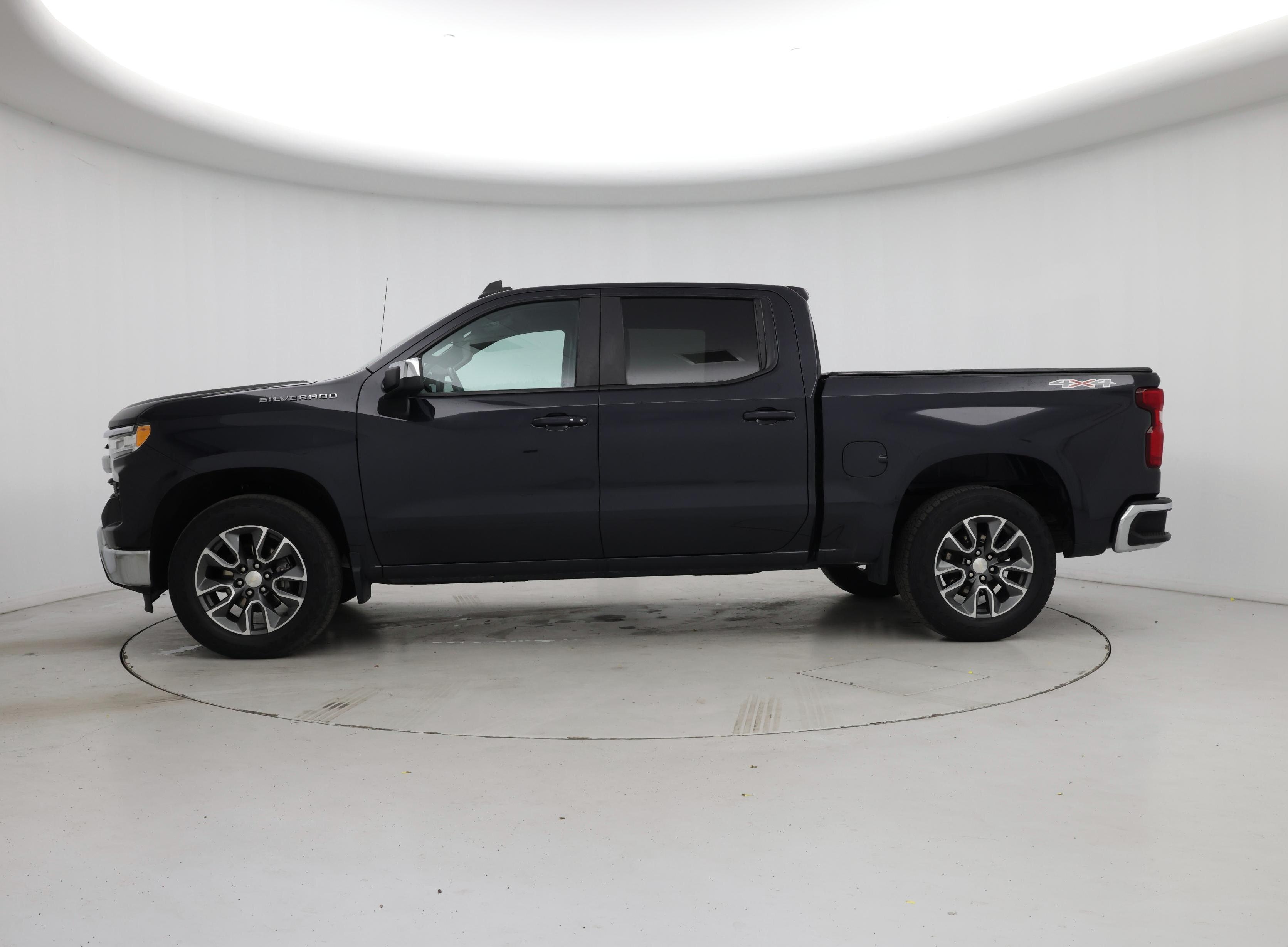 Thumbnail: 2022 Chevrolet Silverado 1500 - 3