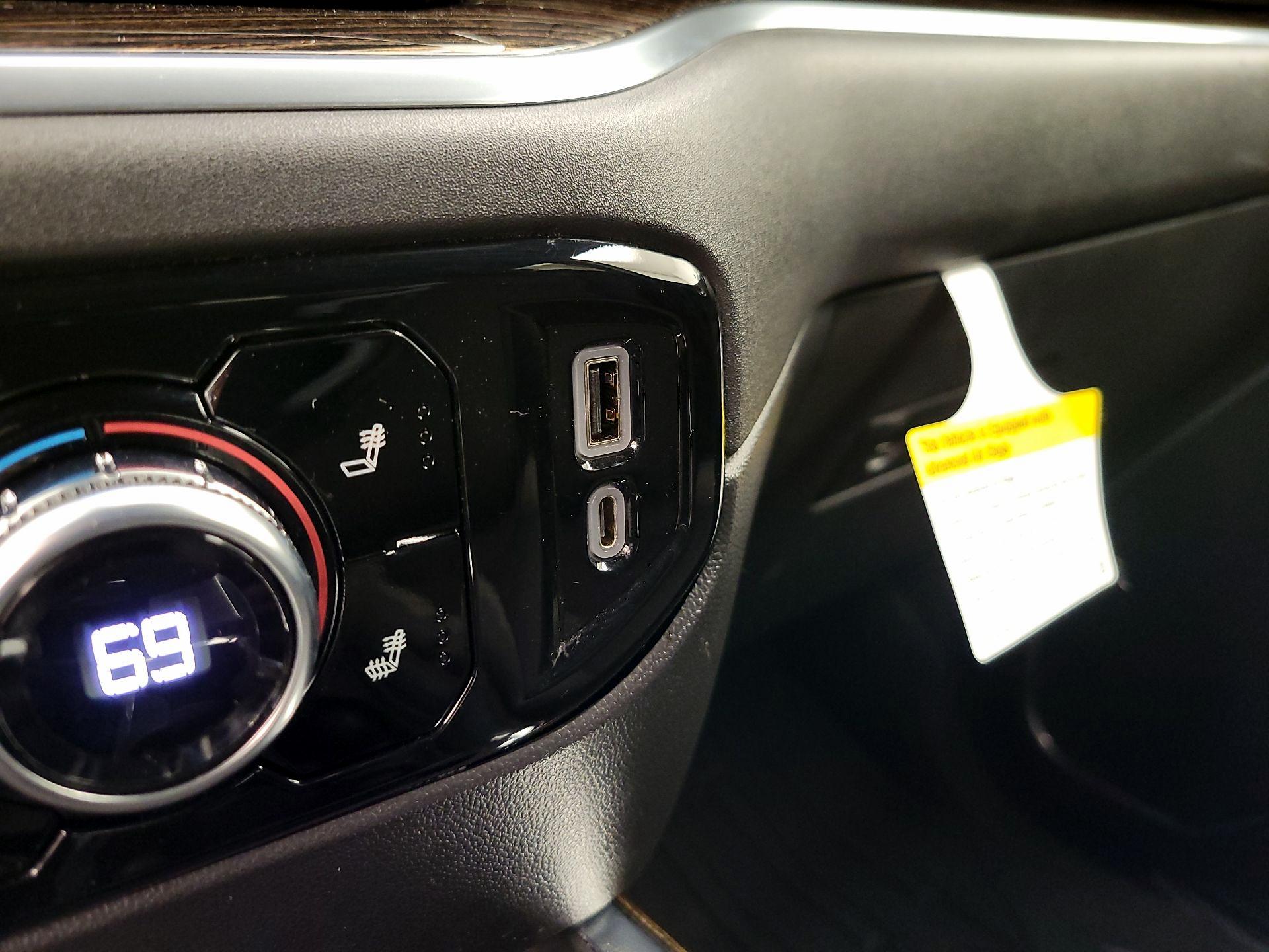 Thumbnail: 2022 GMC Sierra 1500 - 18