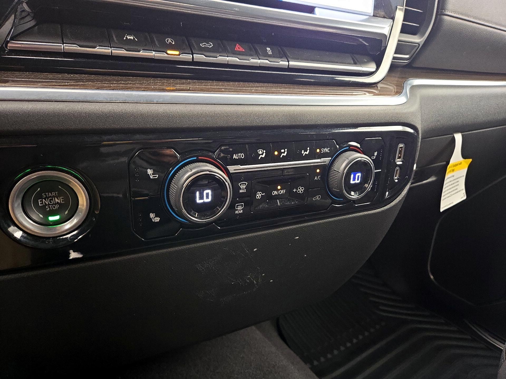 Thumbnail: 2022 Chevrolet Silverado 1500 - 16