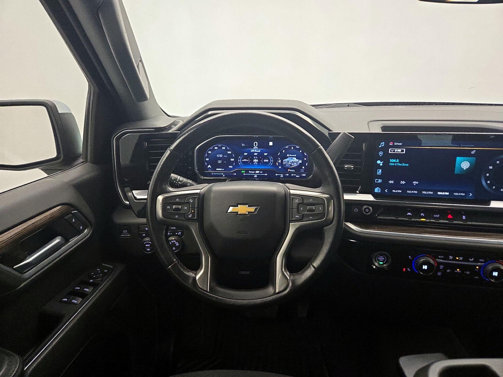 Thumbnail: 2022 Chevrolet Silverado 1500 - 10