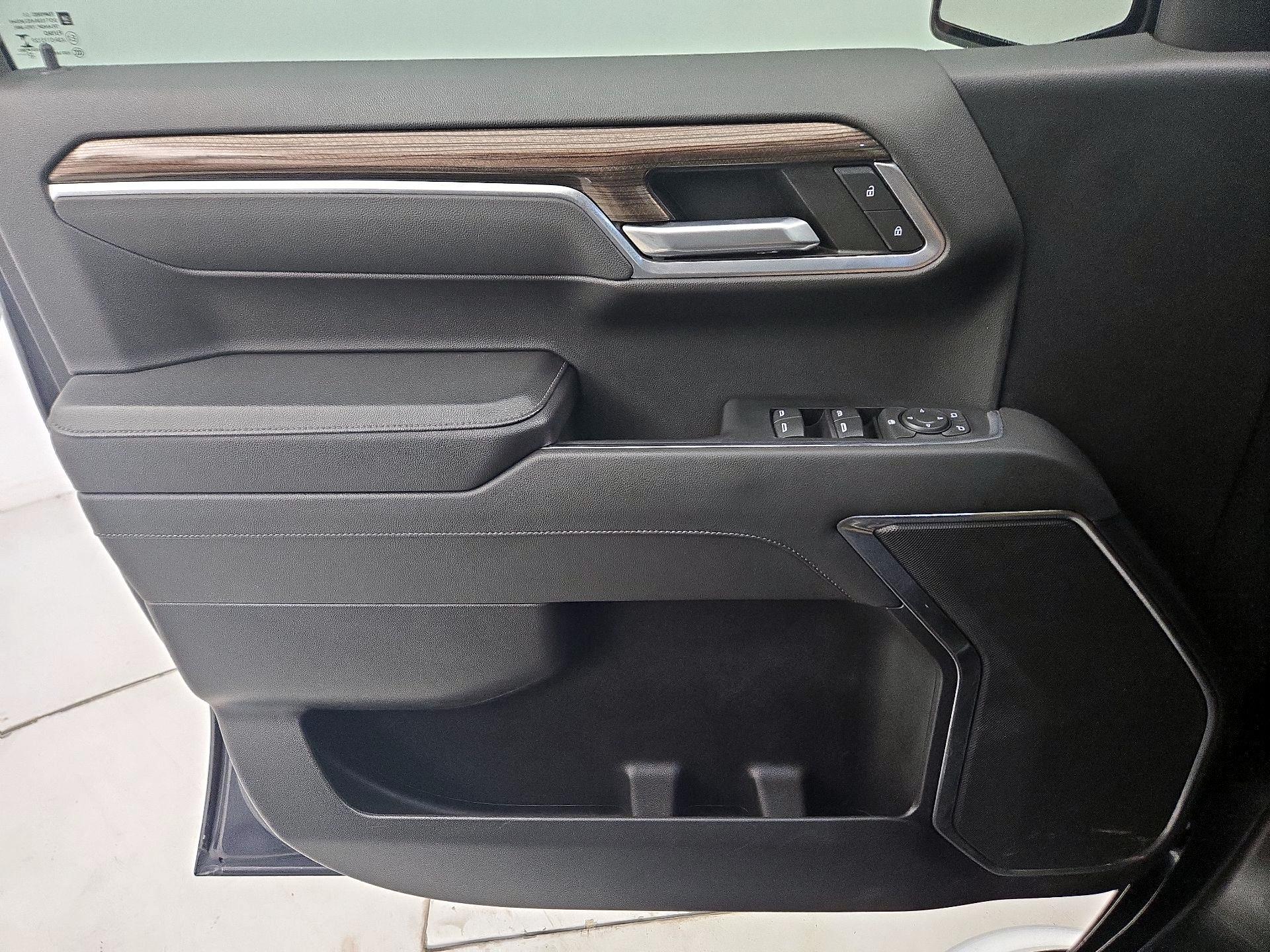 Thumbnail: 2022 Chevrolet Silverado 1500 - 12