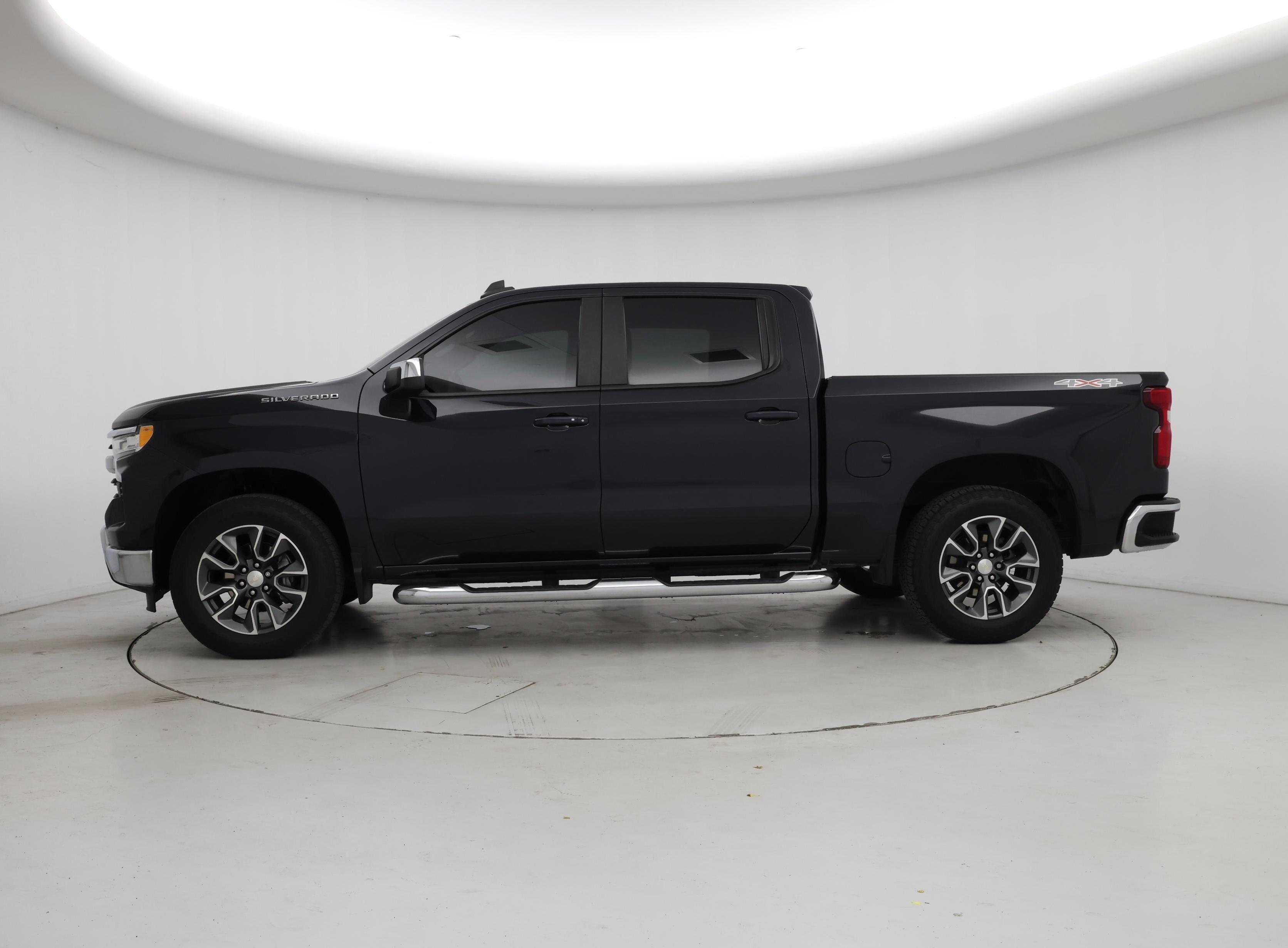 Thumbnail: 2022 Chevrolet Silverado 1500 - 3