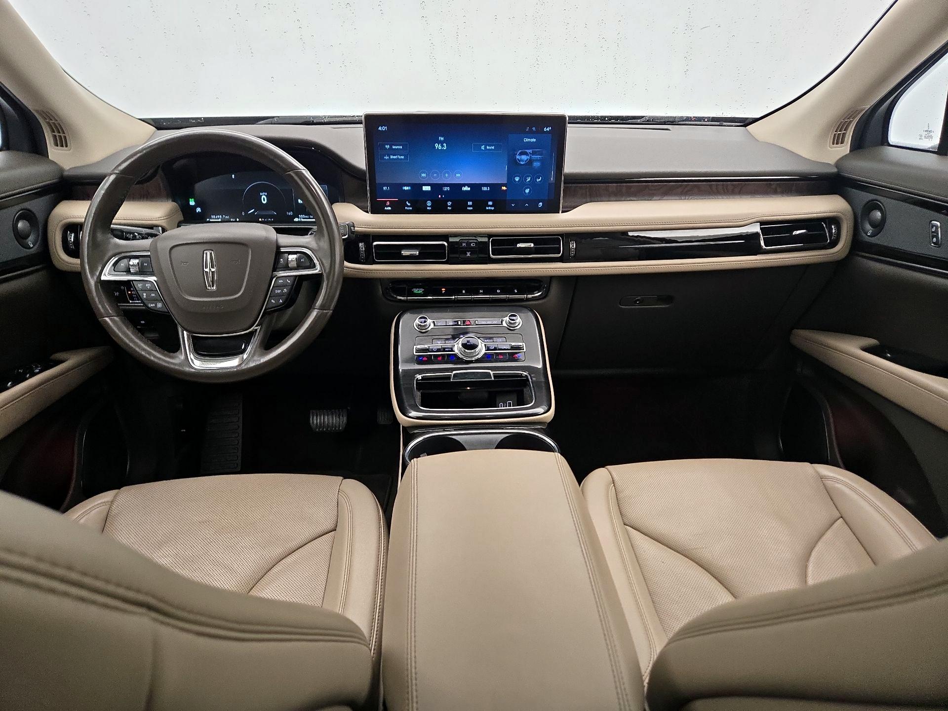 Thumbnail: 2022 Lincoln Nautilus - 9