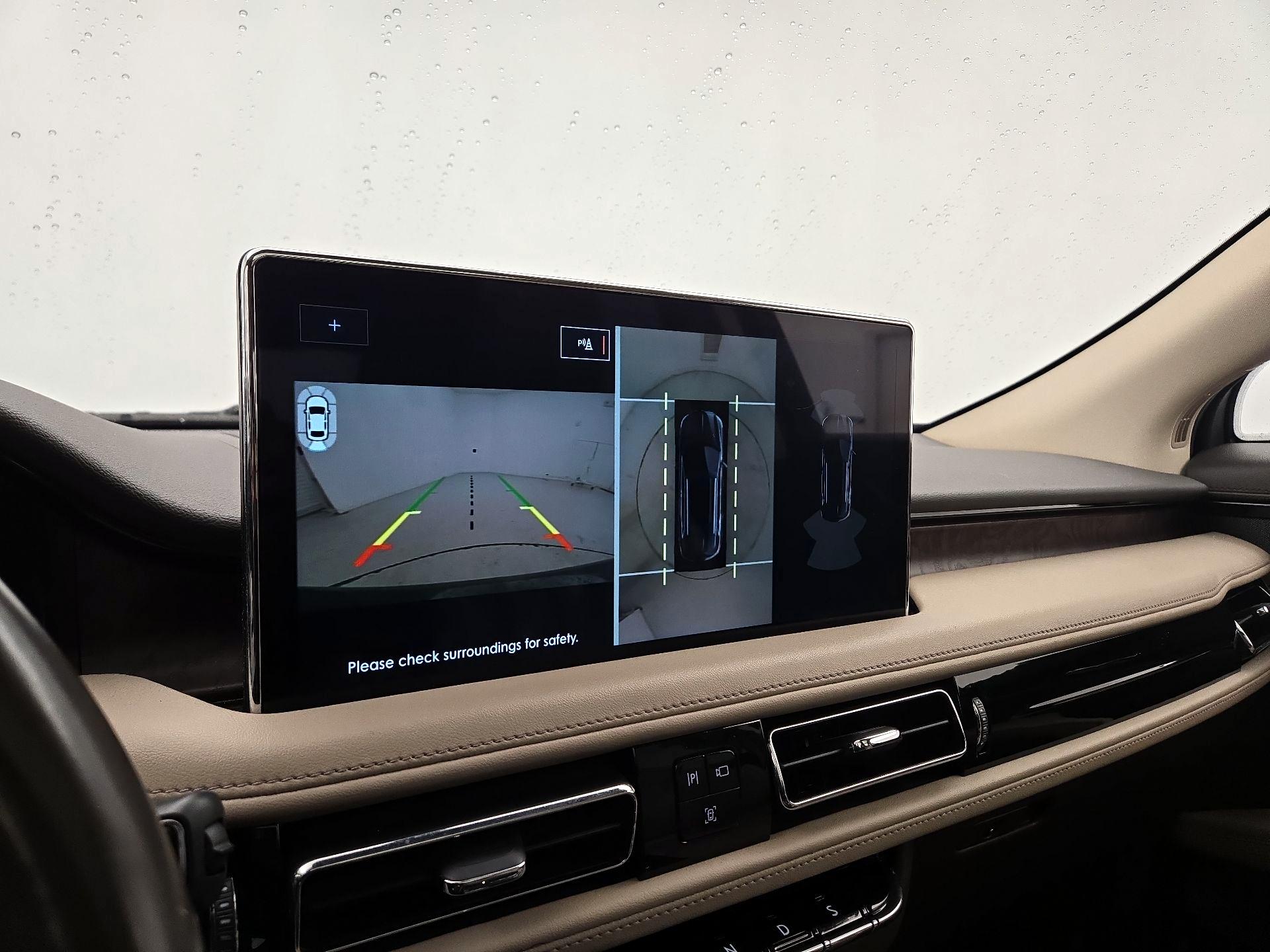 Thumbnail: 2022 Lincoln Nautilus - 14