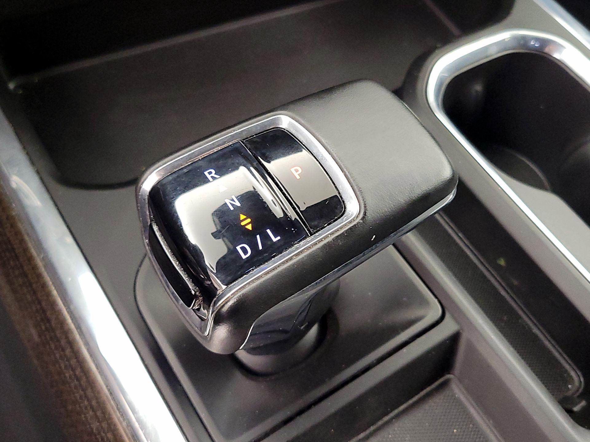 Thumbnail: 2023 Chevrolet Silverado 1500 - 17