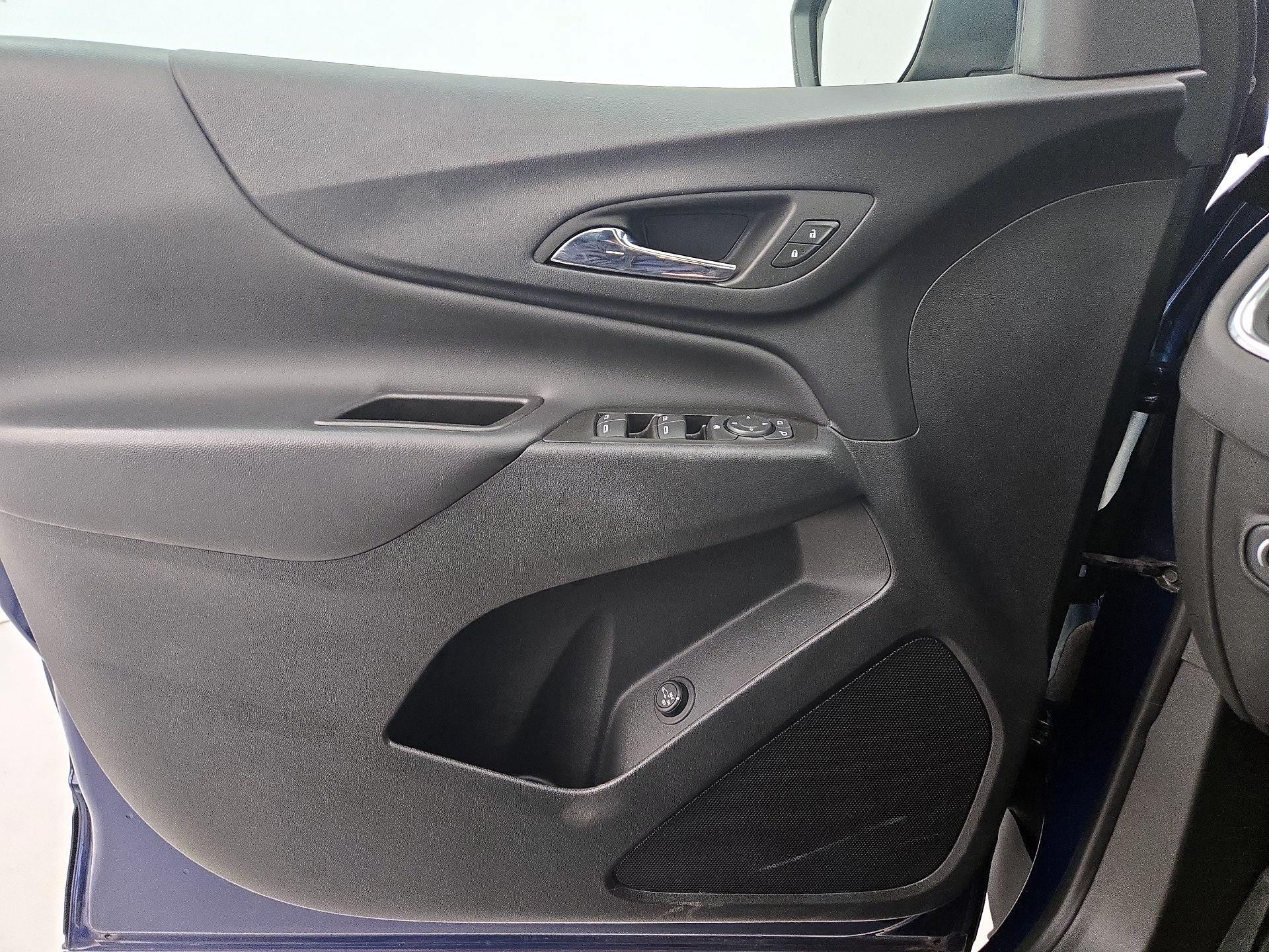 Thumbnail: 2023 Chevrolet Equinox - 12