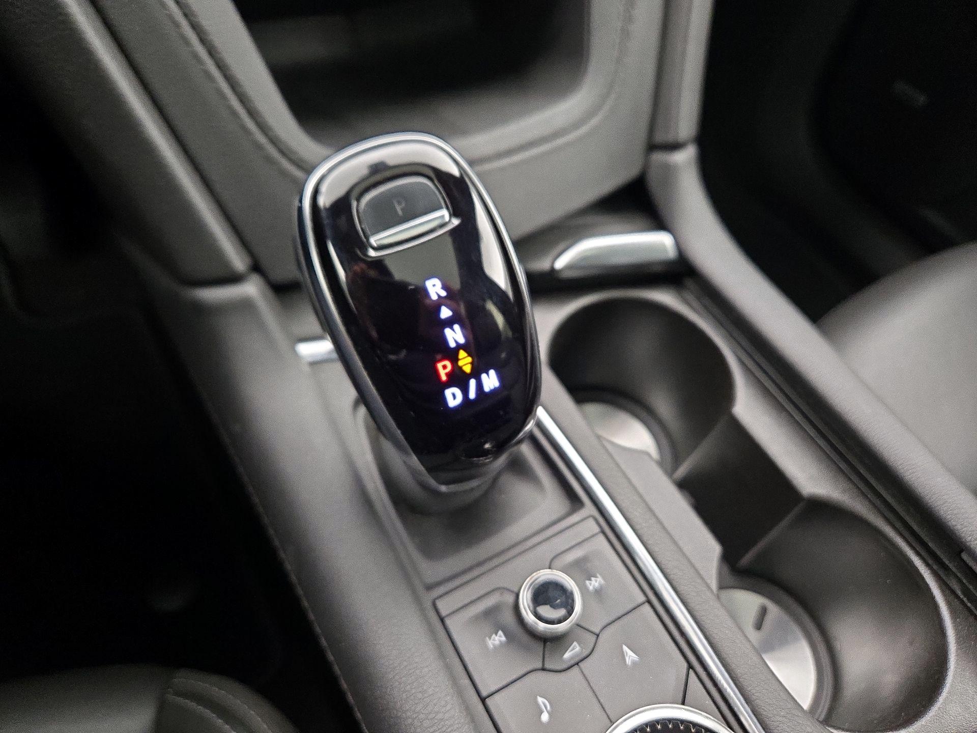 Thumbnail: 2023 Cadillac XT6 - 18