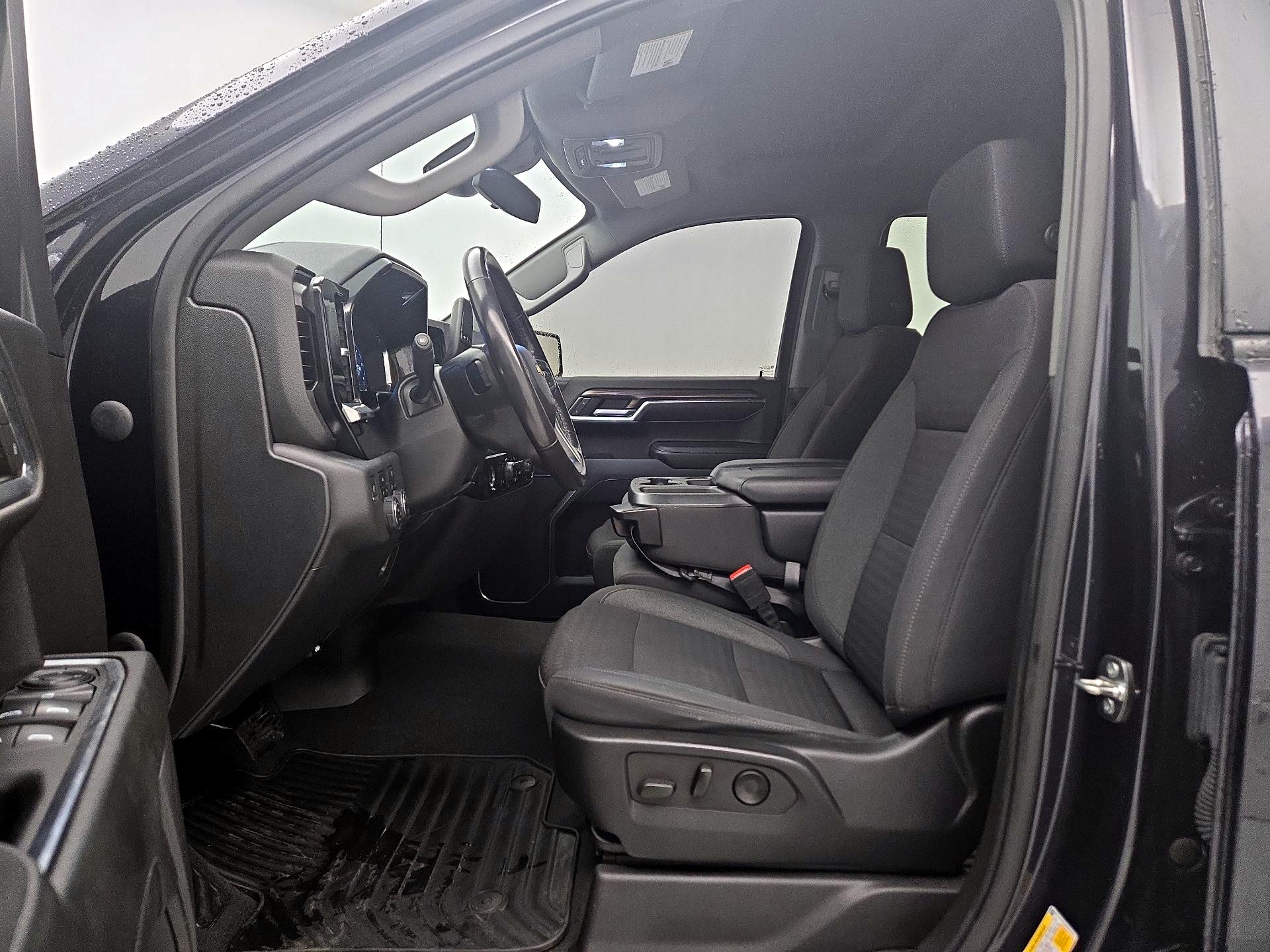 Thumbnail: 2022 Chevrolet Silverado 1500 - 11