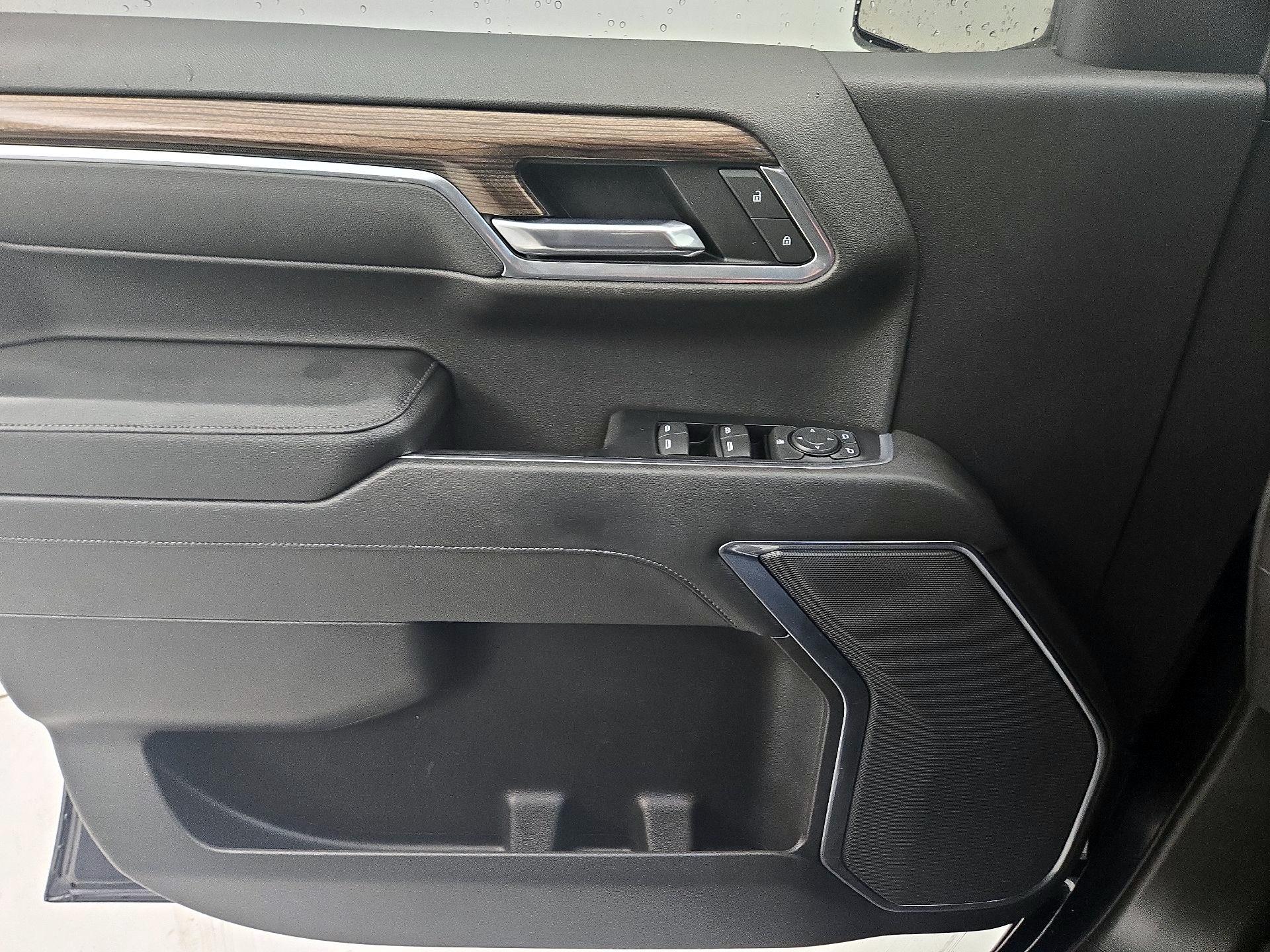 Thumbnail: 2022 Chevrolet Silverado 1500 - 12