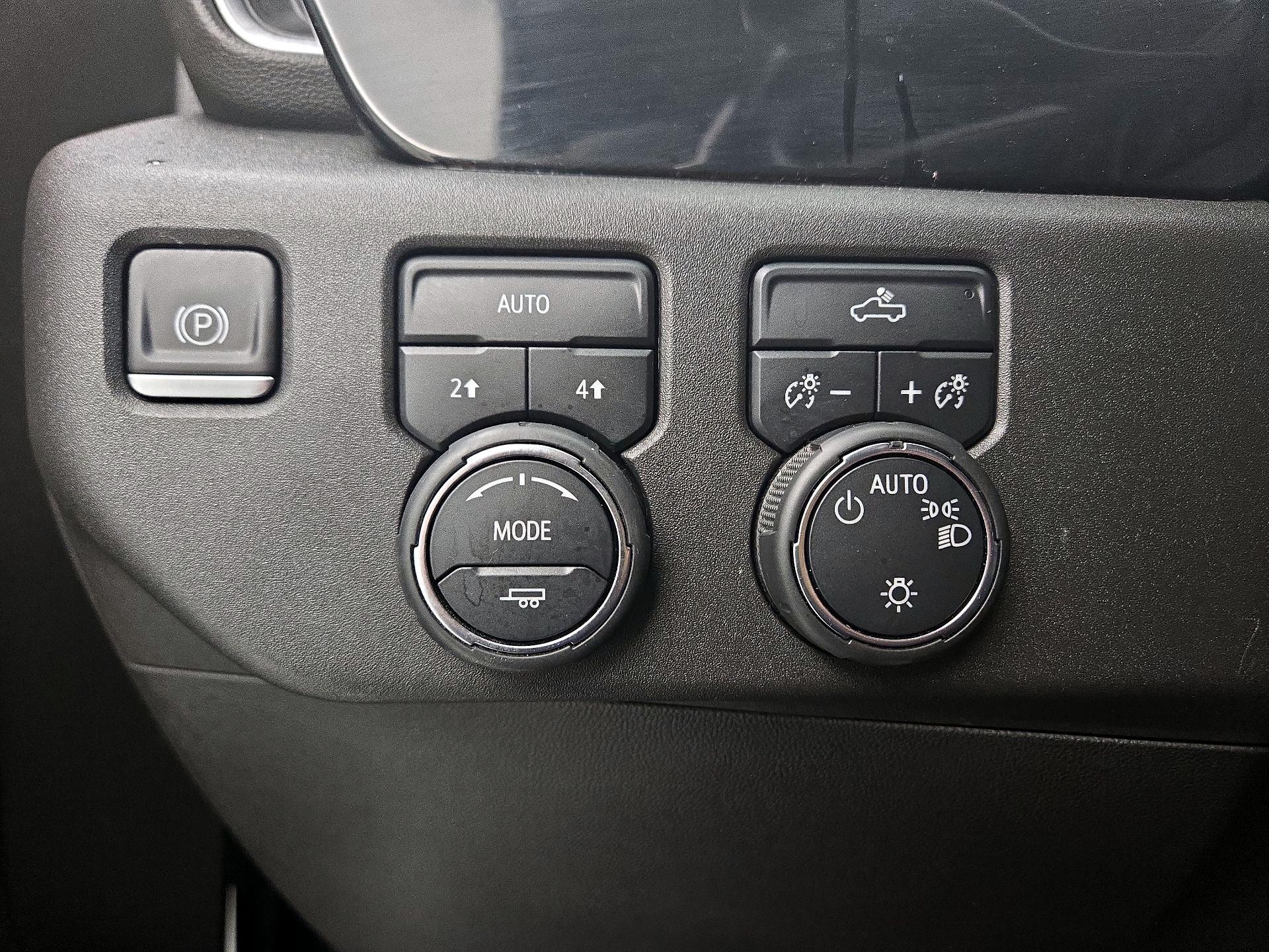 Thumbnail: 2022 Chevrolet Silverado 1500 - 13