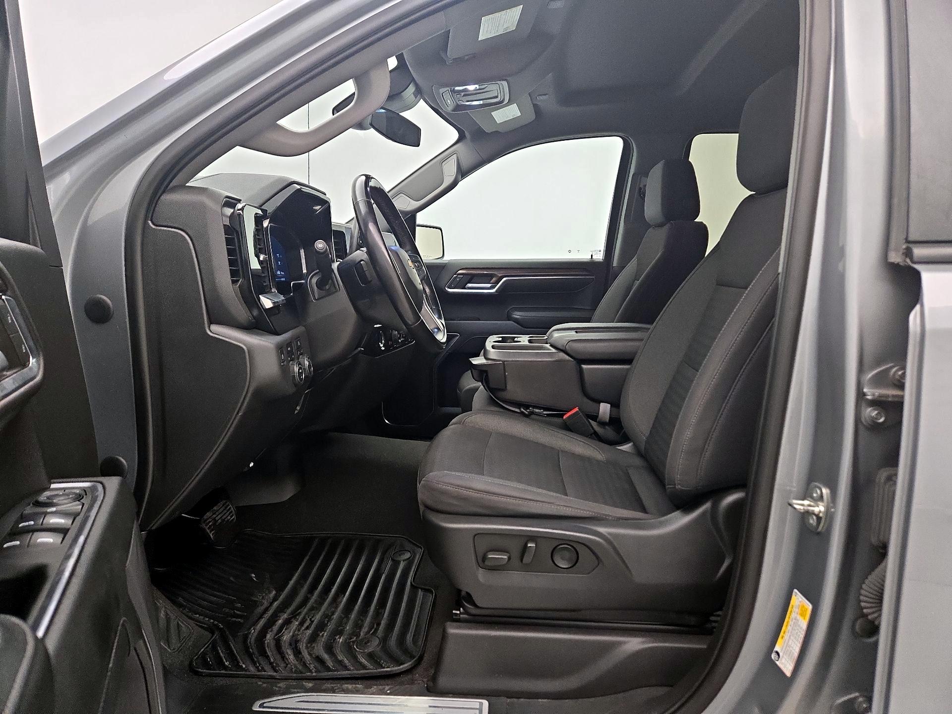 Thumbnail: 2023 Chevrolet Silverado 1500 - 11