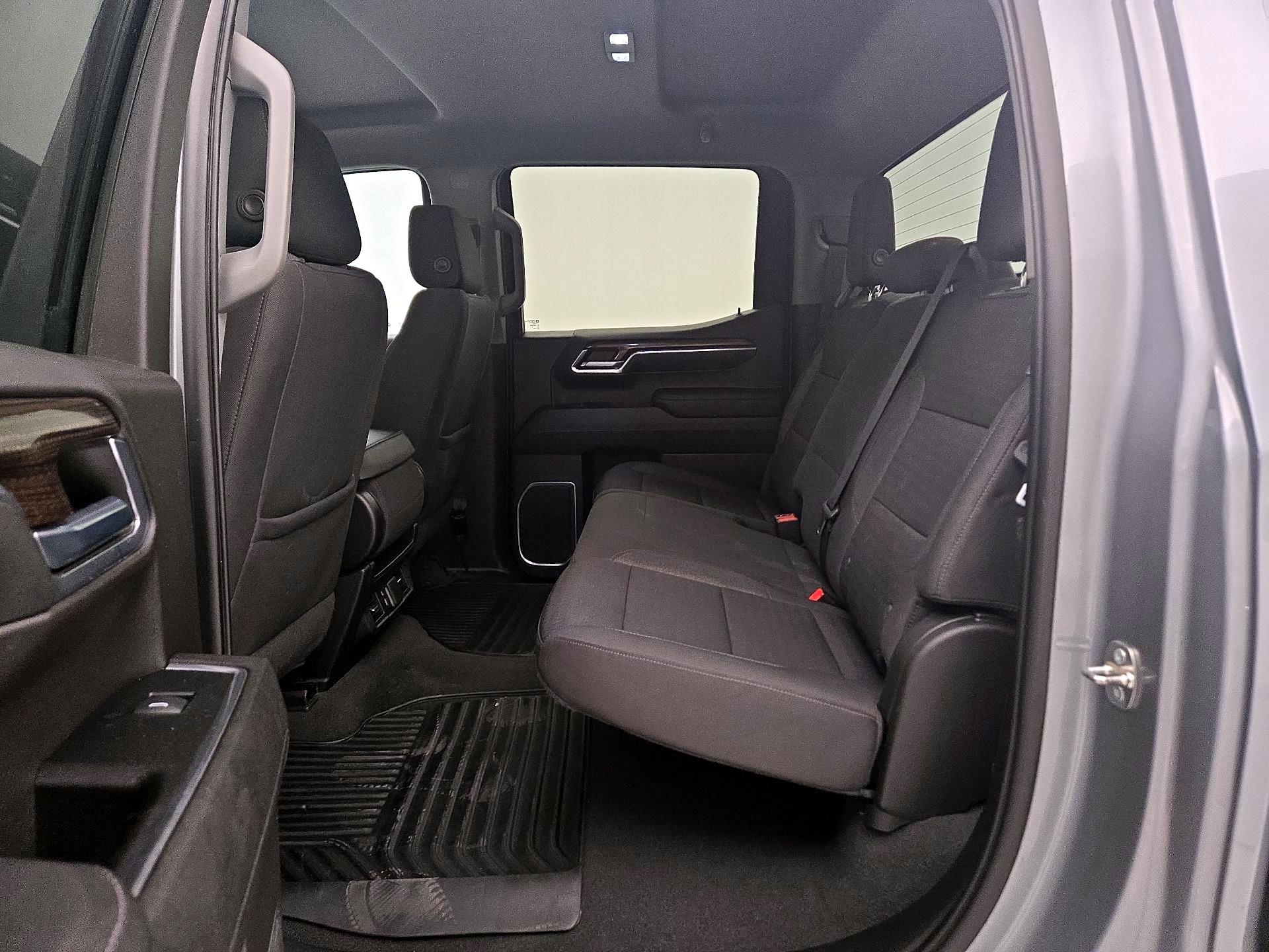 Thumbnail: 2023 Chevrolet Silverado 1500 - 19