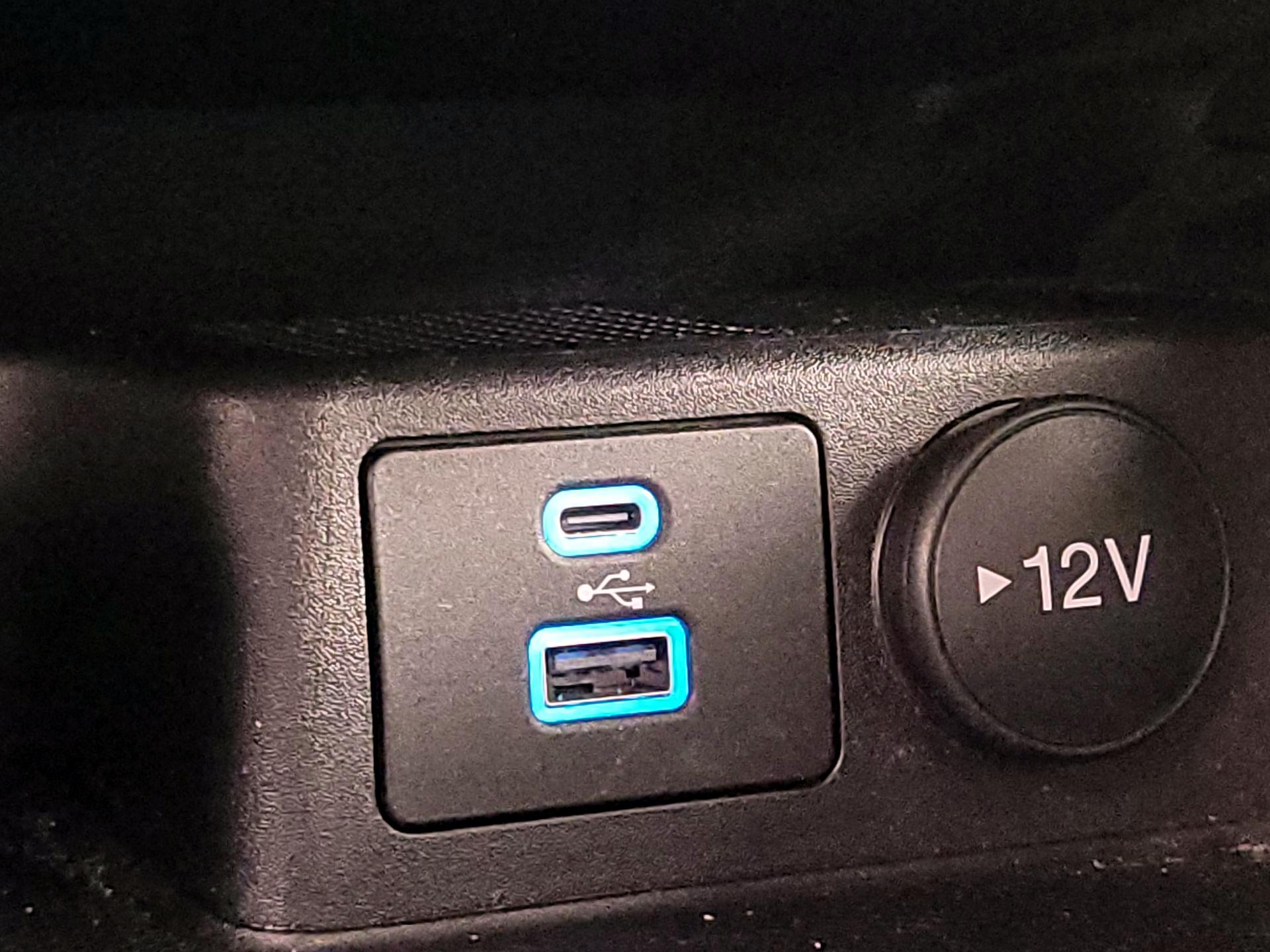 Thumbnail: 2022 Ford Escape - 19