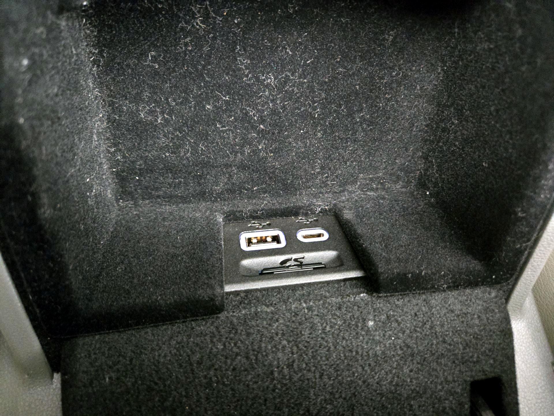 Thumbnail: 2023 Cadillac XT6 - 19