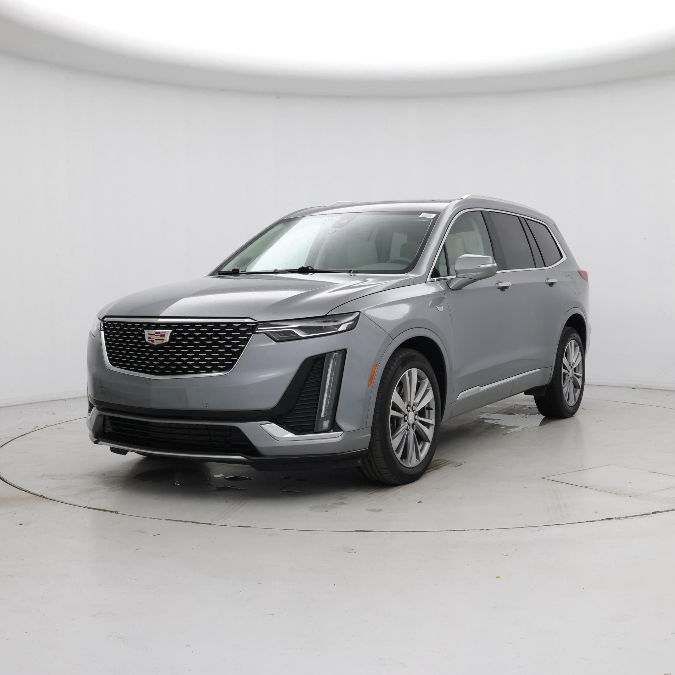 Thumbnail: 2023 Cadillac XT6 - 4
