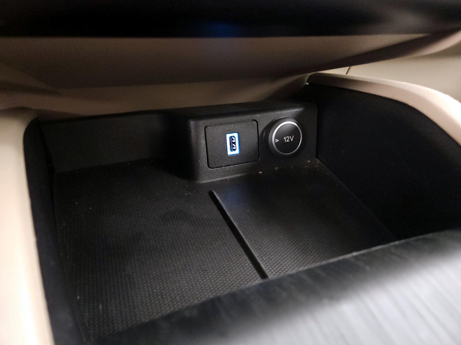 Thumbnail: 2020 Ford Escape - 18