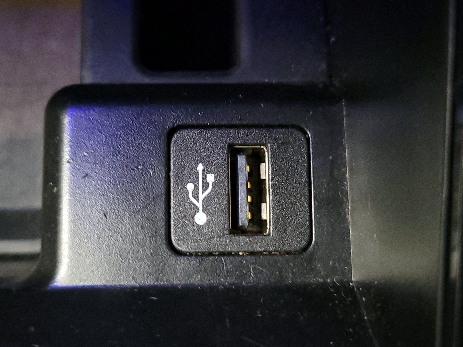 Thumbnail: 2022 BMW X4 - 19