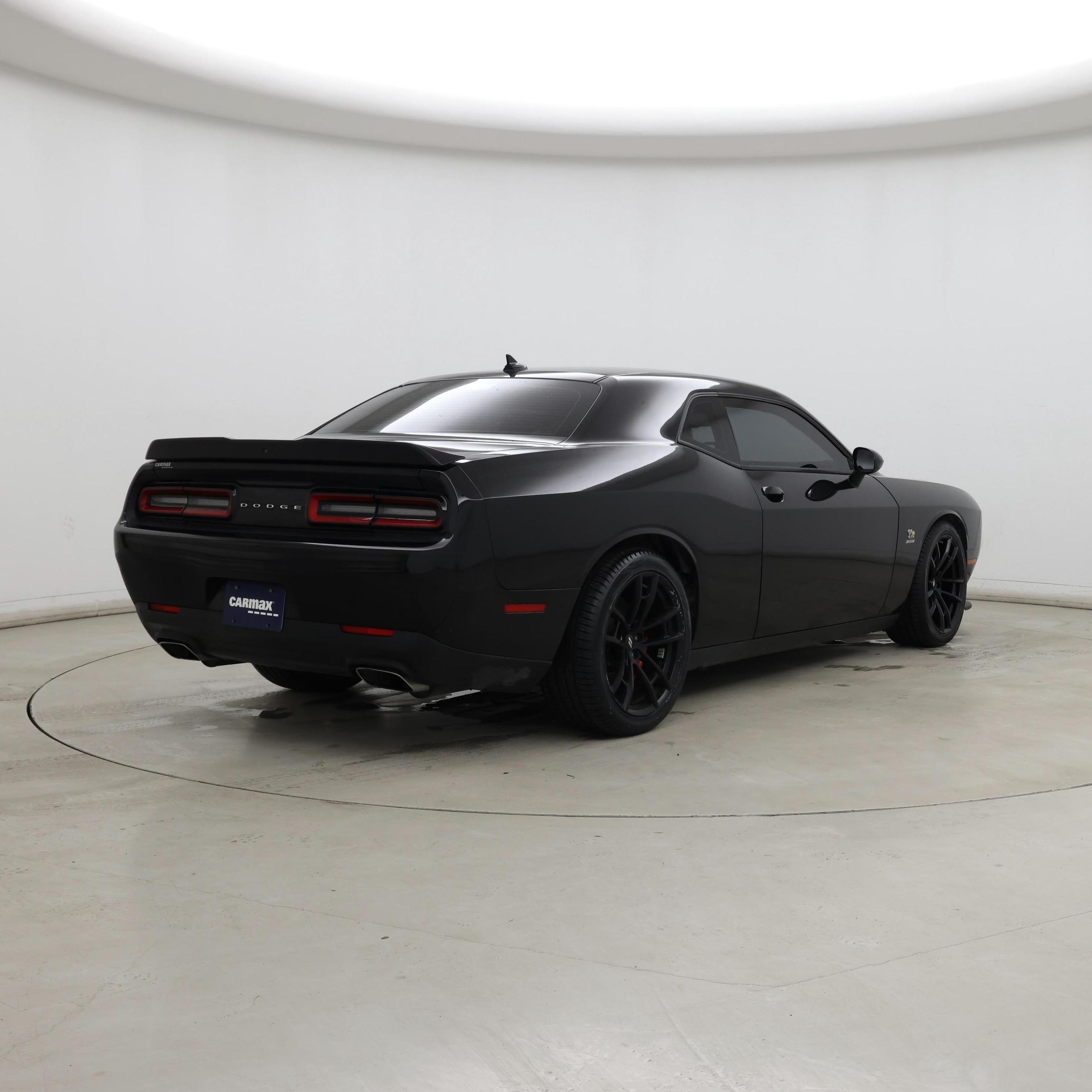 Thumbnail: 2021 Dodge Challenger - 8