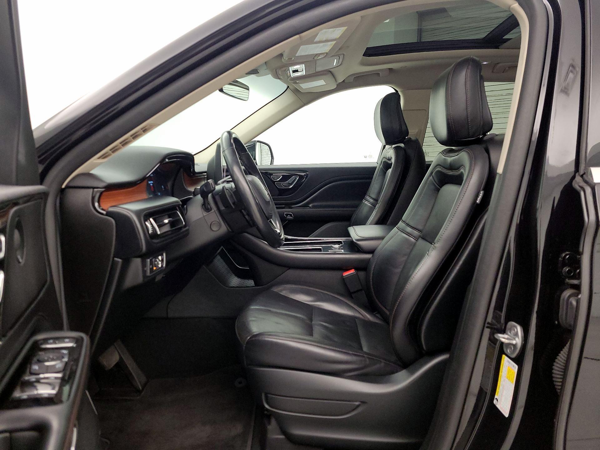 Thumbnail: 2020 Lincoln Aviator - 11