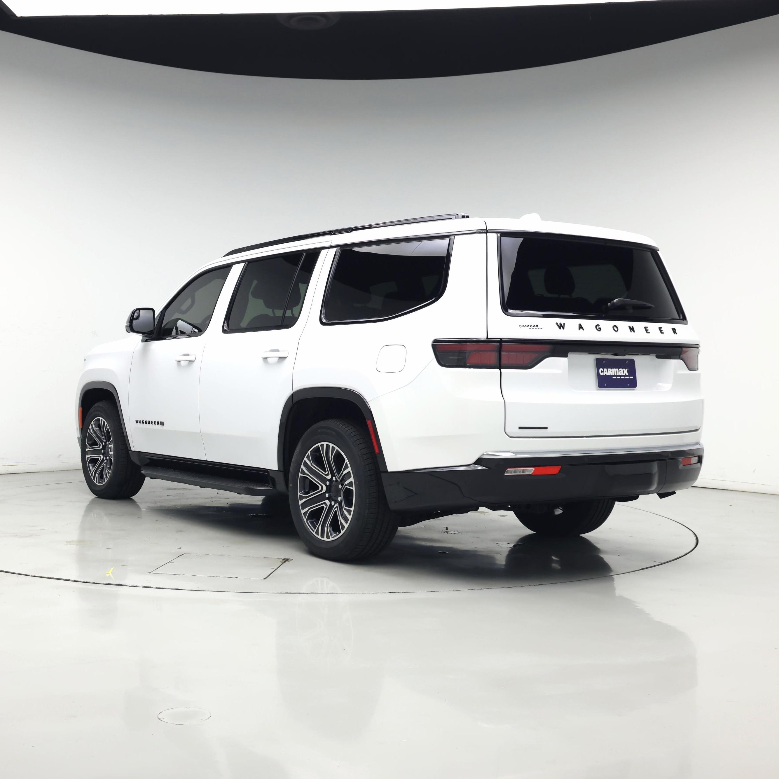 Thumbnail: 2023 Jeep Wagoneer - 2