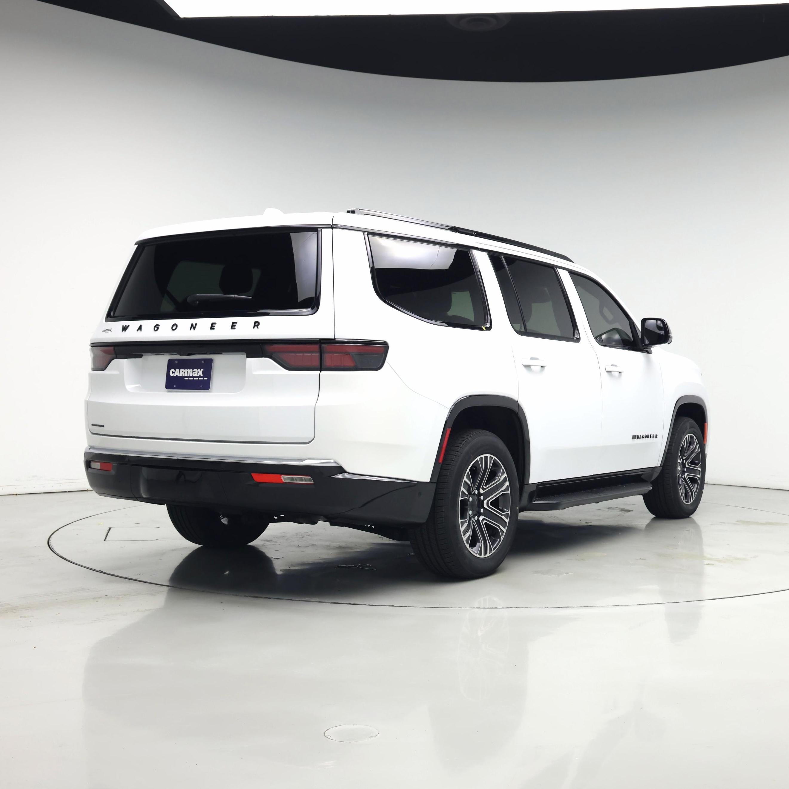 Thumbnail: 2023 Jeep Wagoneer - 8