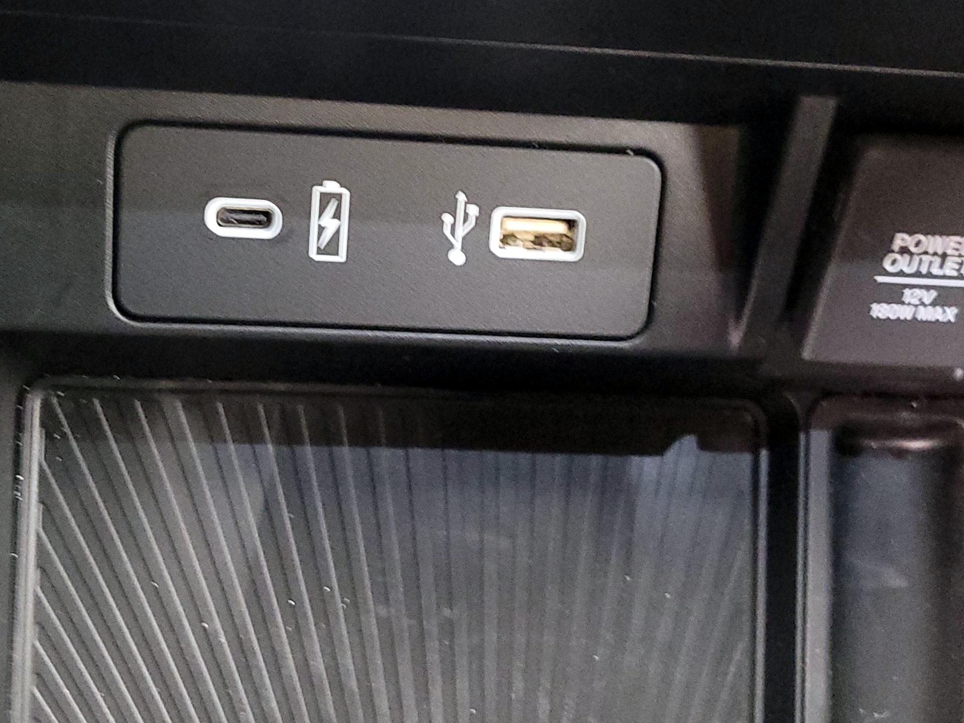 Thumbnail: 2025 Acura TLX - 19