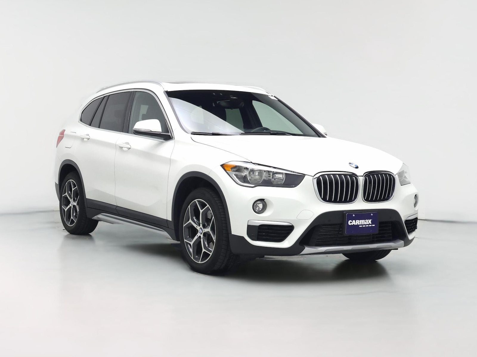 2019 BMW X1 28i