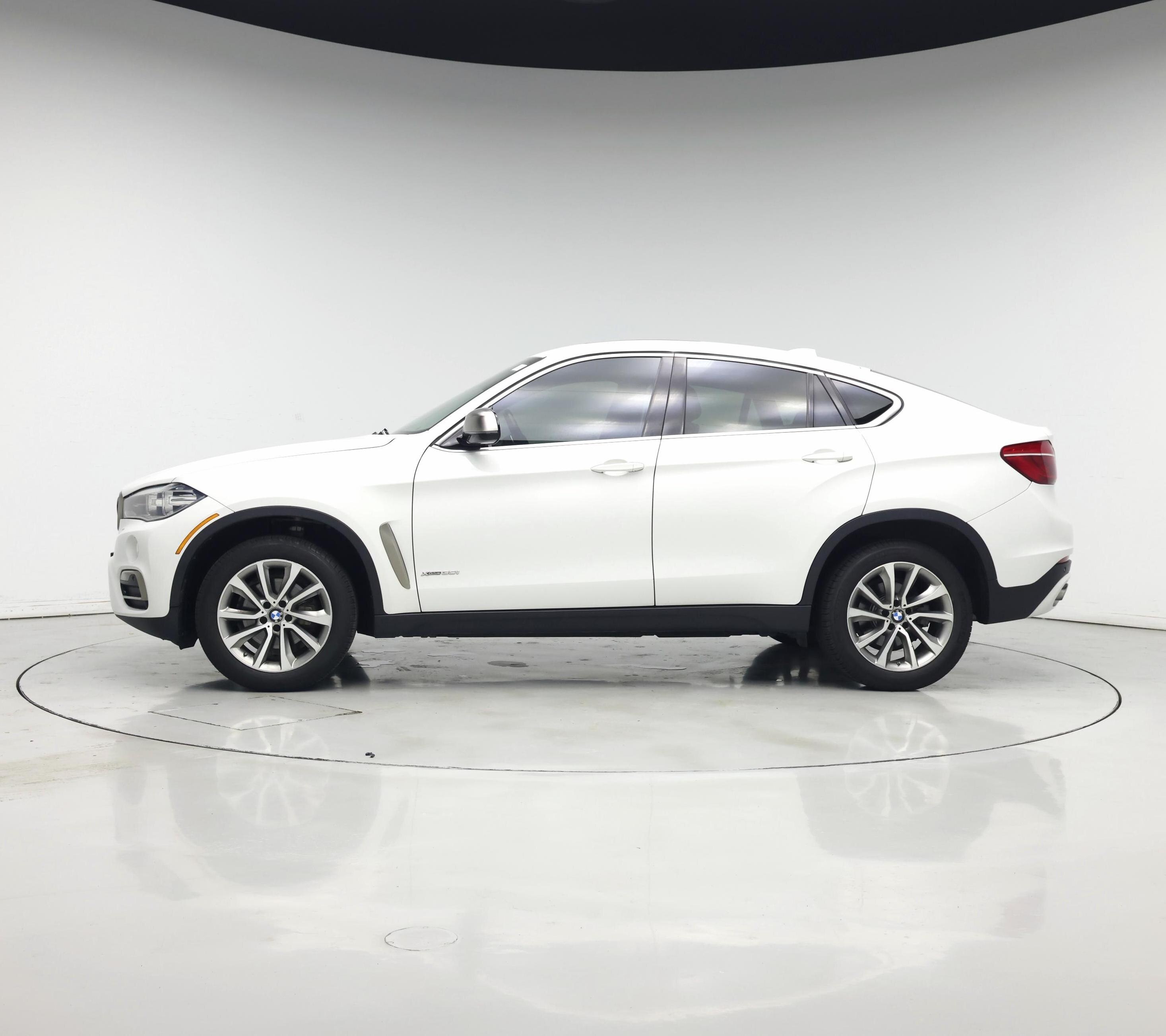 Thumbnail: 2017 BMW X6 - 3