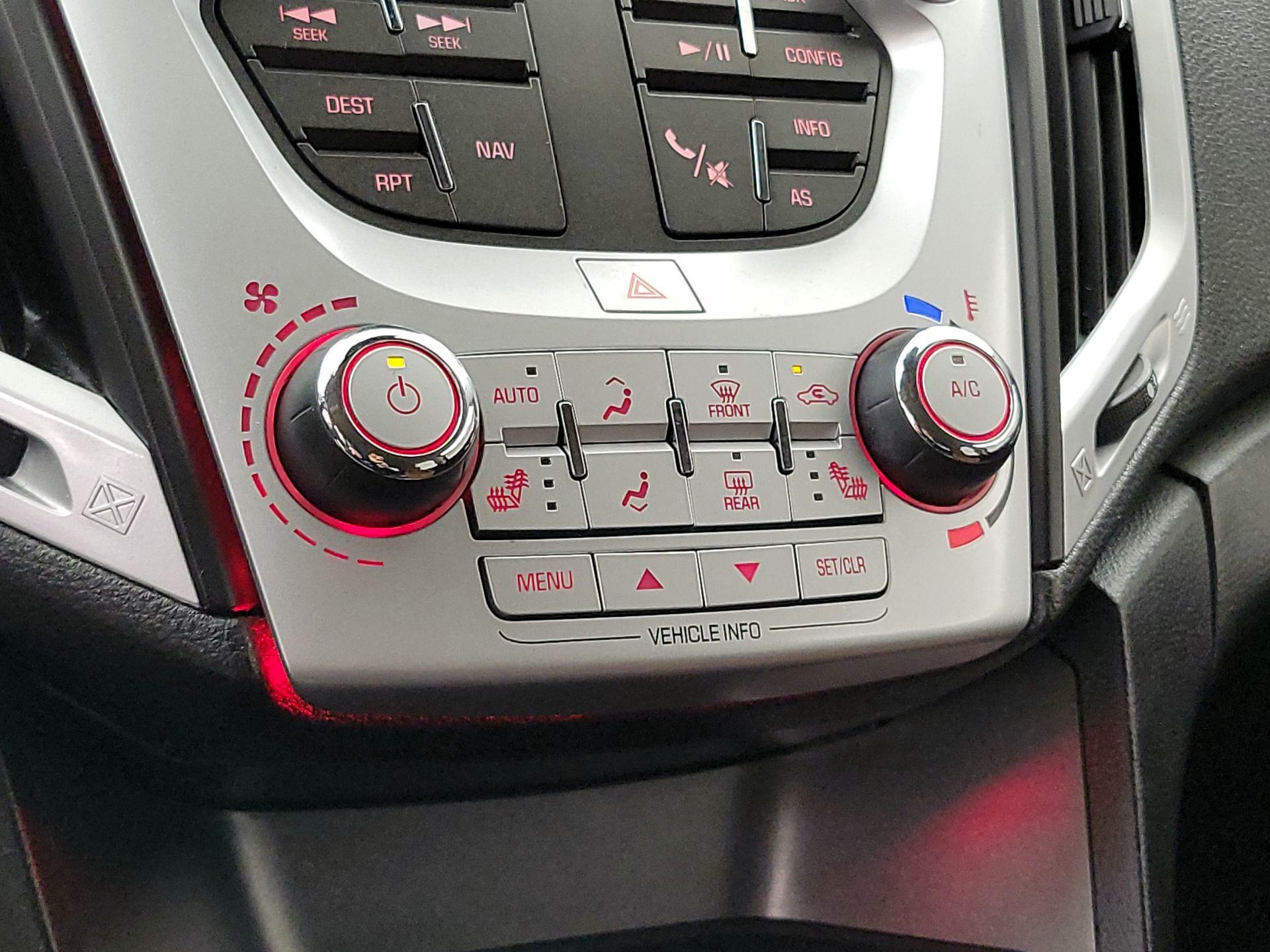 Thumbnail: 2017 GMC Terrain - 16