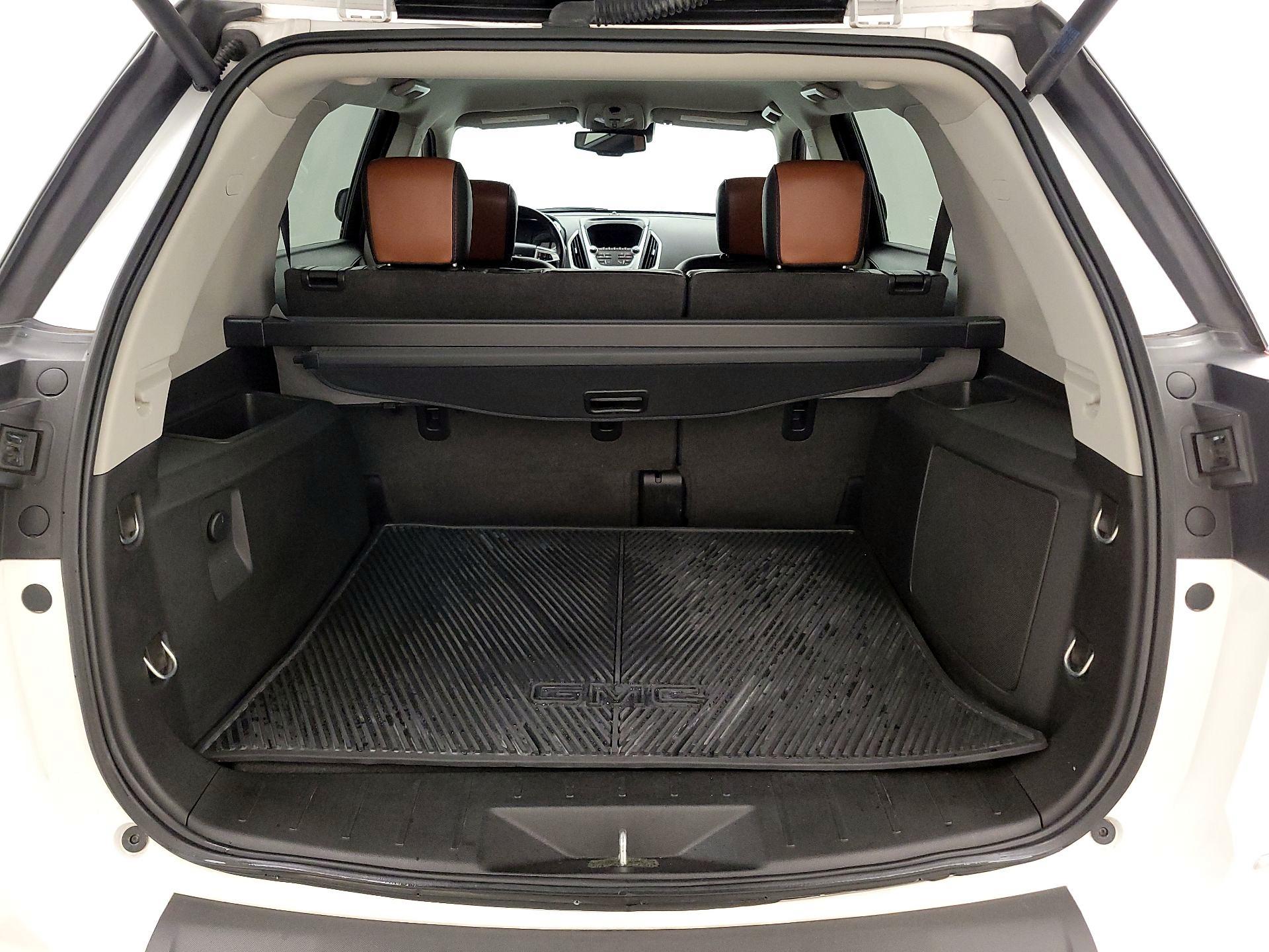 Thumbnail: 2017 GMC Terrain - 20