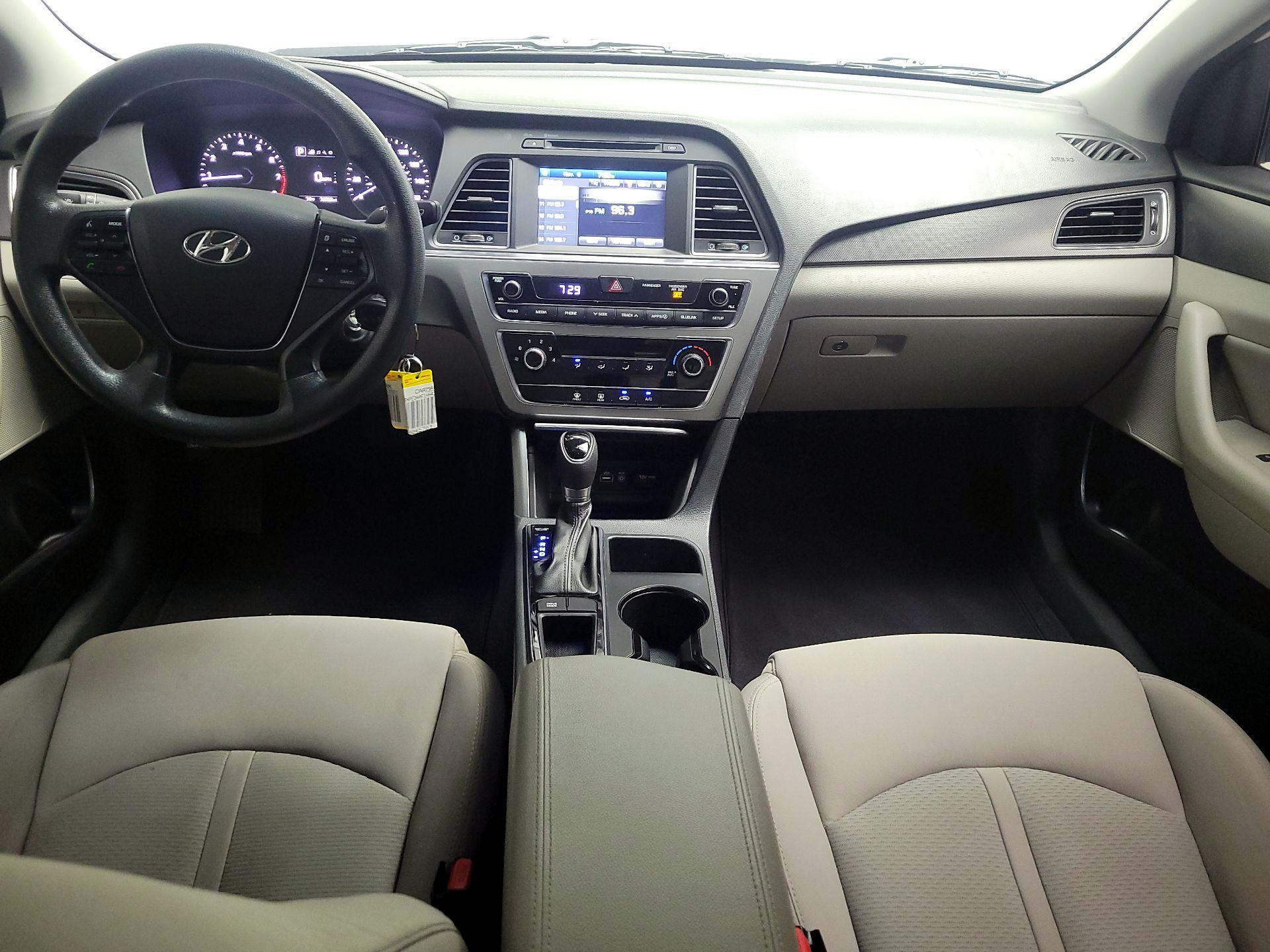 Thumbnail: 2017 Hyundai Sonata - 9