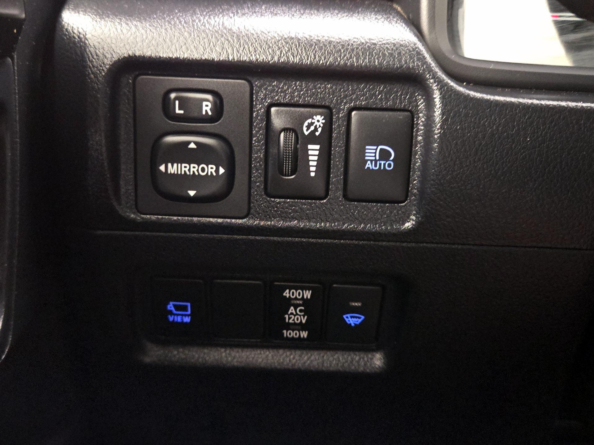 Thumbnail: 2023 Toyota 4Runner - 13