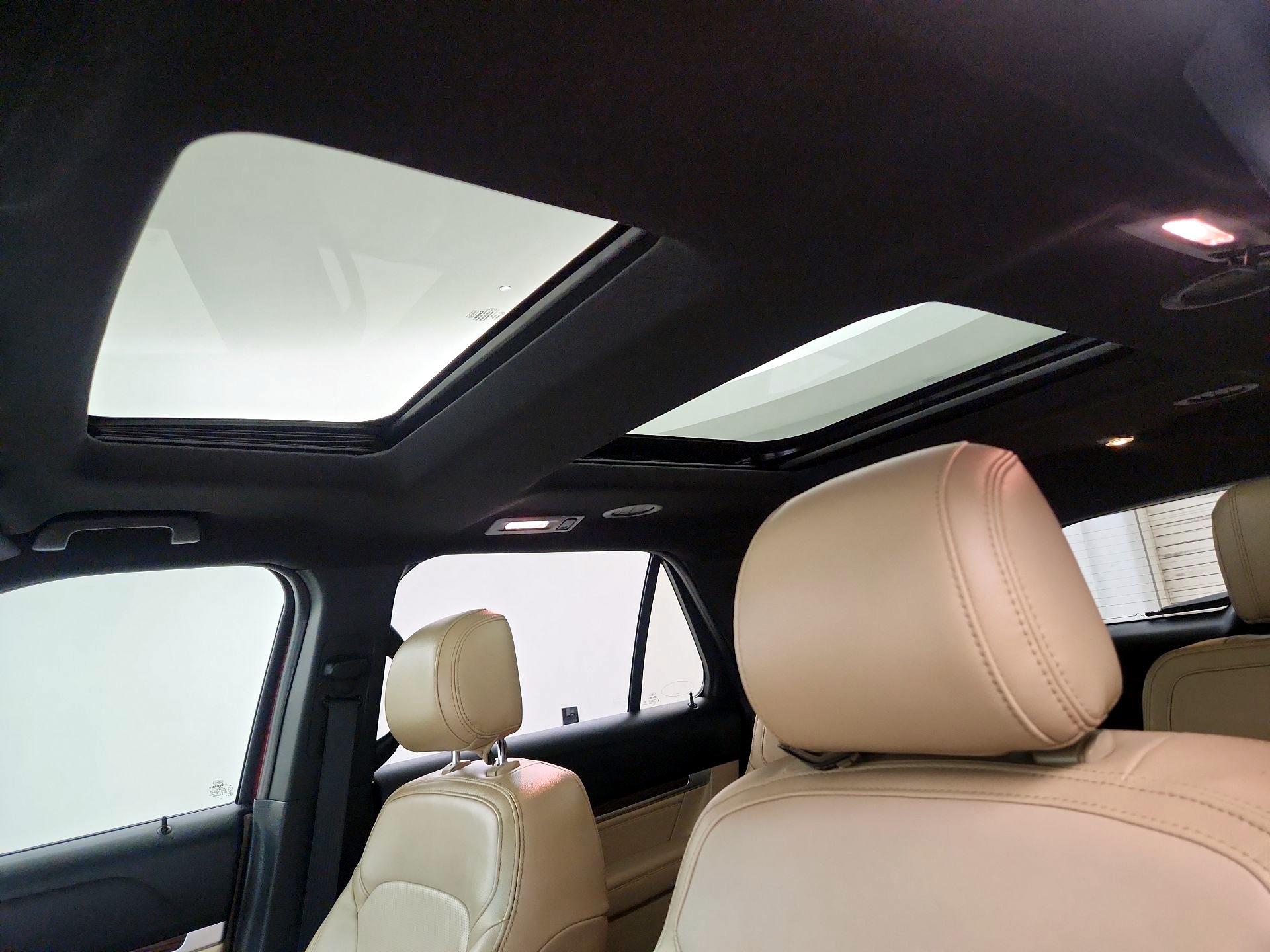 Thumbnail: 2016 Ford Explorer - 18