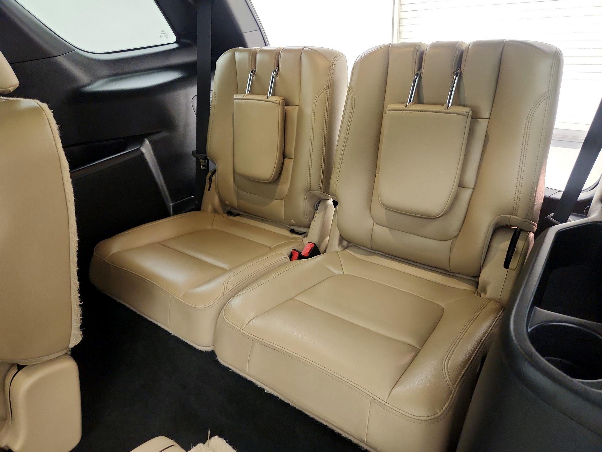 Thumbnail: 2016 Ford Explorer - 20