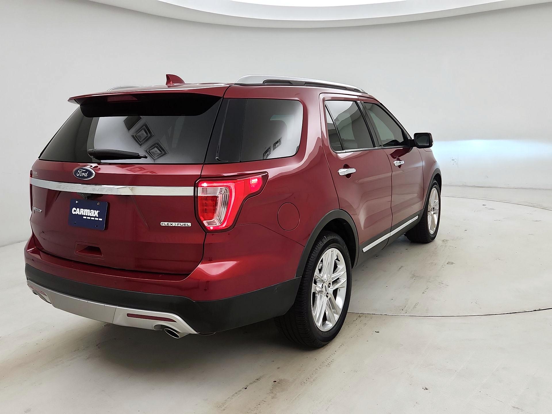 Thumbnail: 2016 Ford Explorer - 5