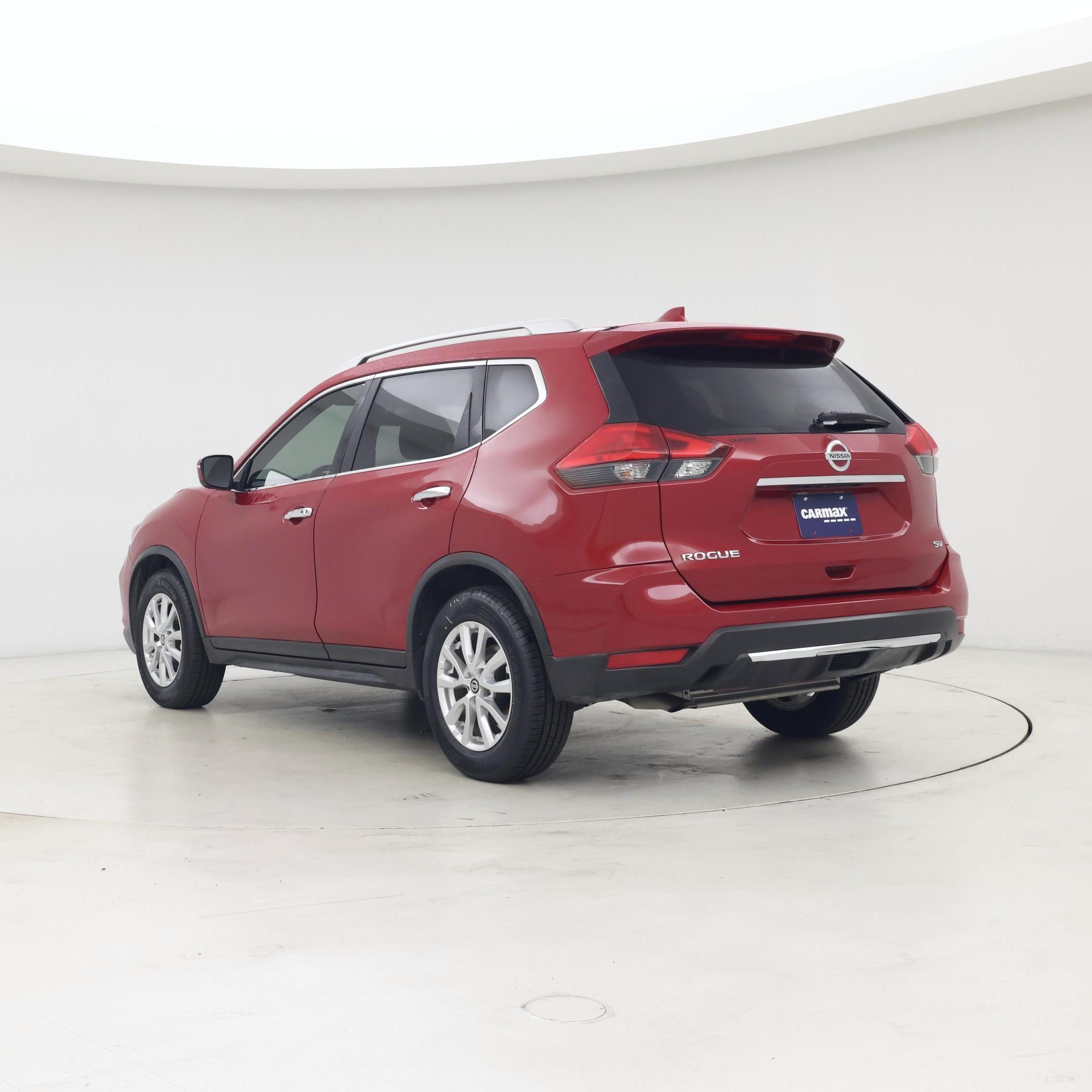 Thumbnail: 2017 Nissan Rogue - 2