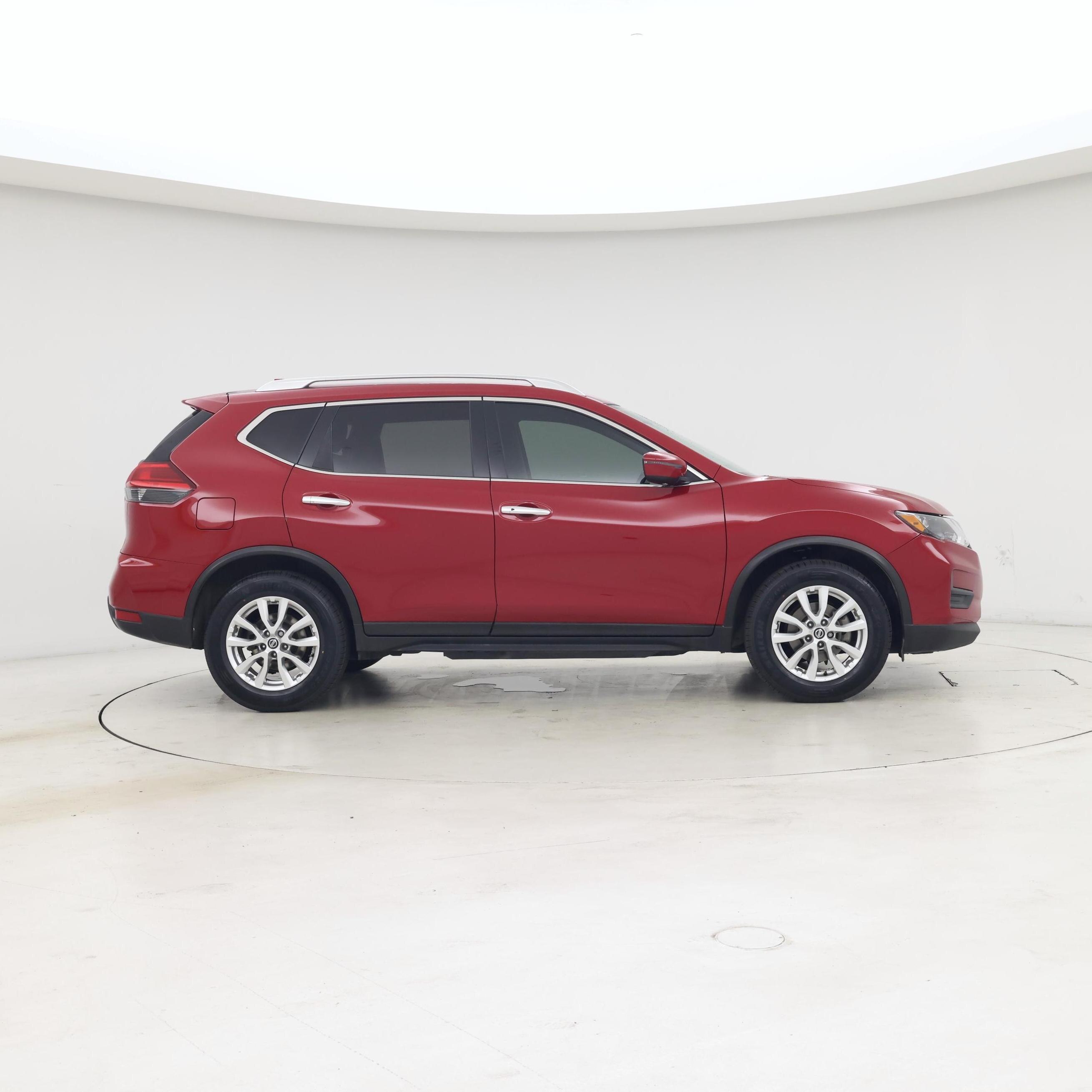 Thumbnail: 2017 Nissan Rogue - 7