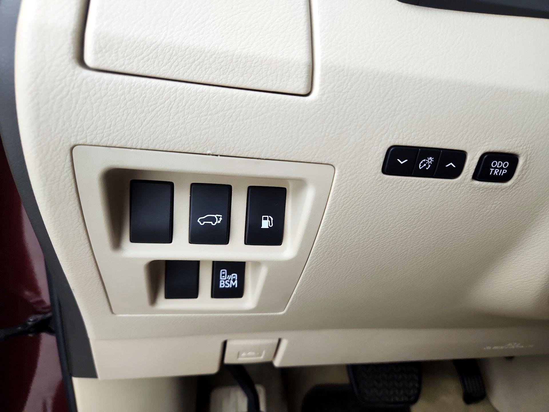 Thumbnail: 2014 Lexus RX - 13