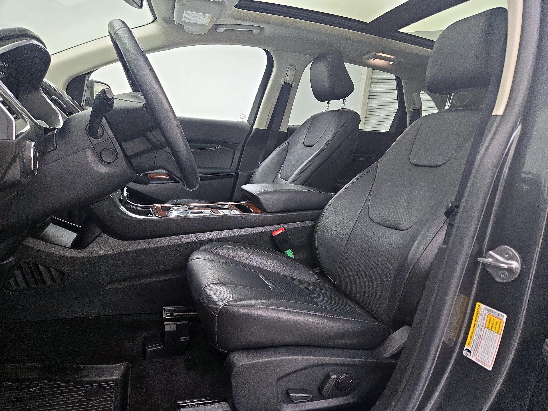 Thumbnail: 2020 Ford Edge - 11