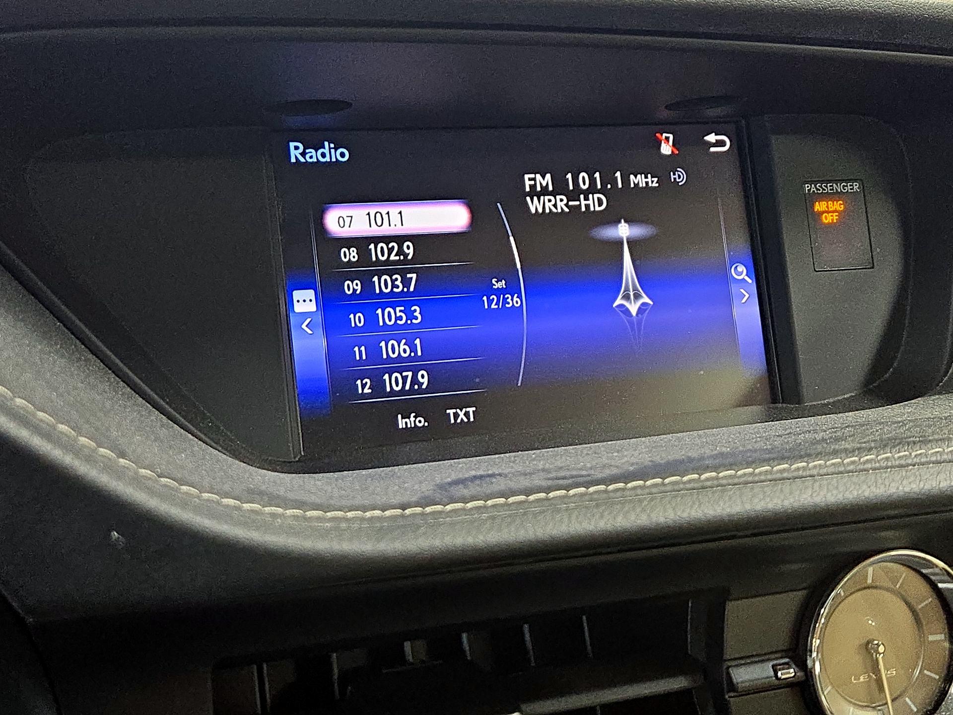 Thumbnail: 2015 Lexus ES - 15