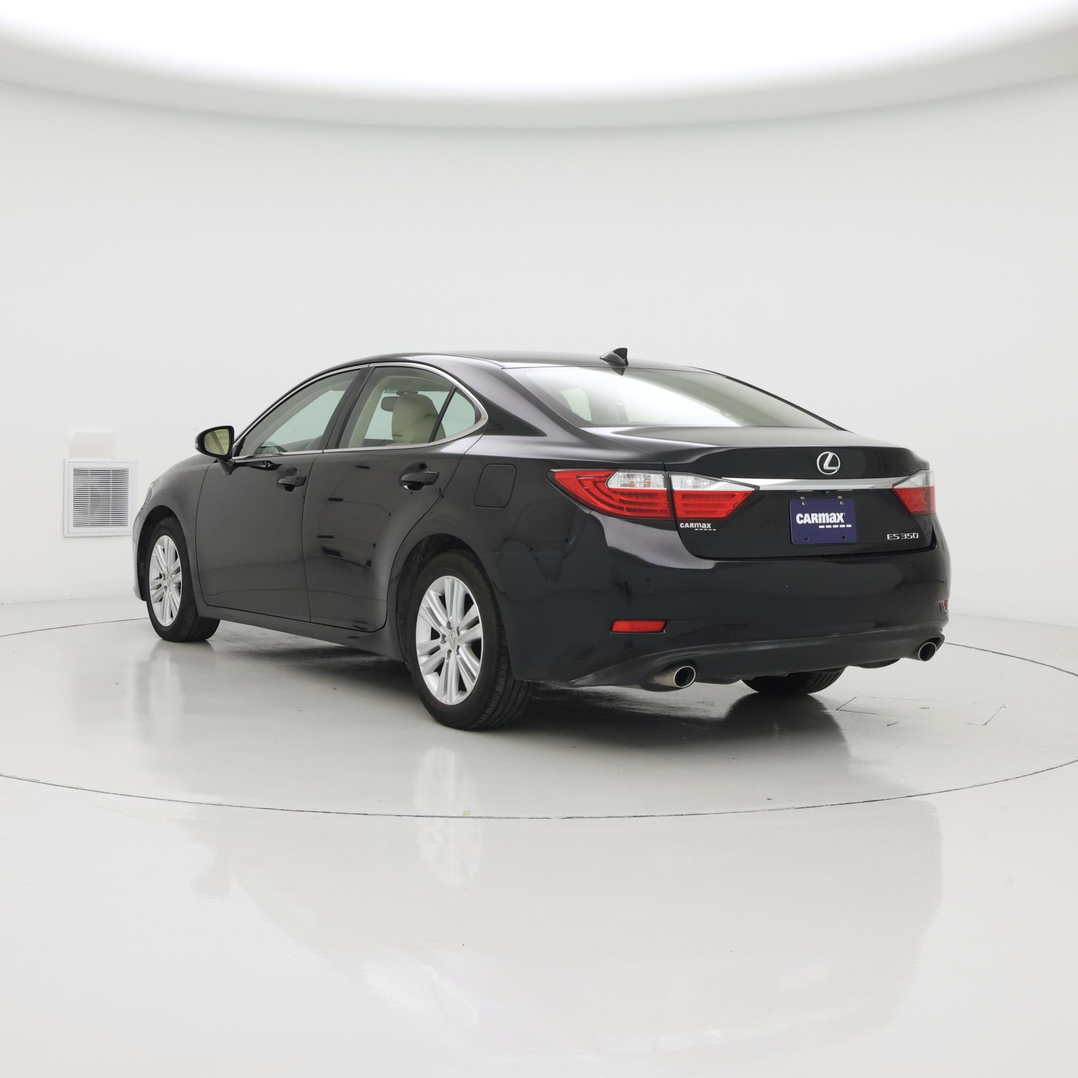 Thumbnail: 2015 Lexus ES - 2