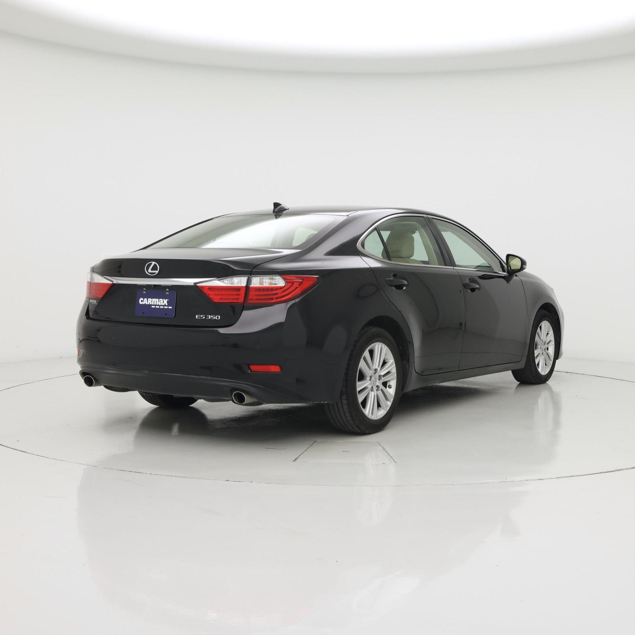 Thumbnail: 2015 Lexus ES - 8