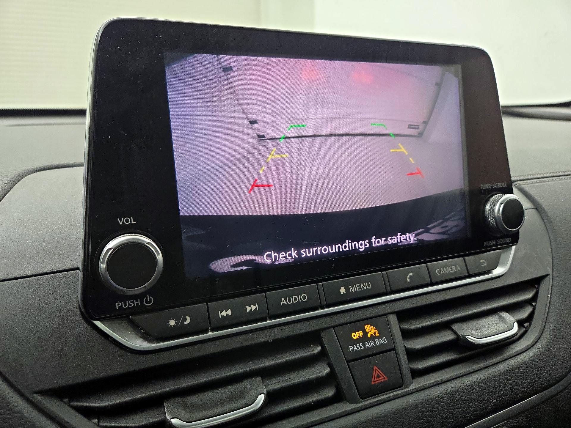 Thumbnail: 2019 Nissan Altima - 14