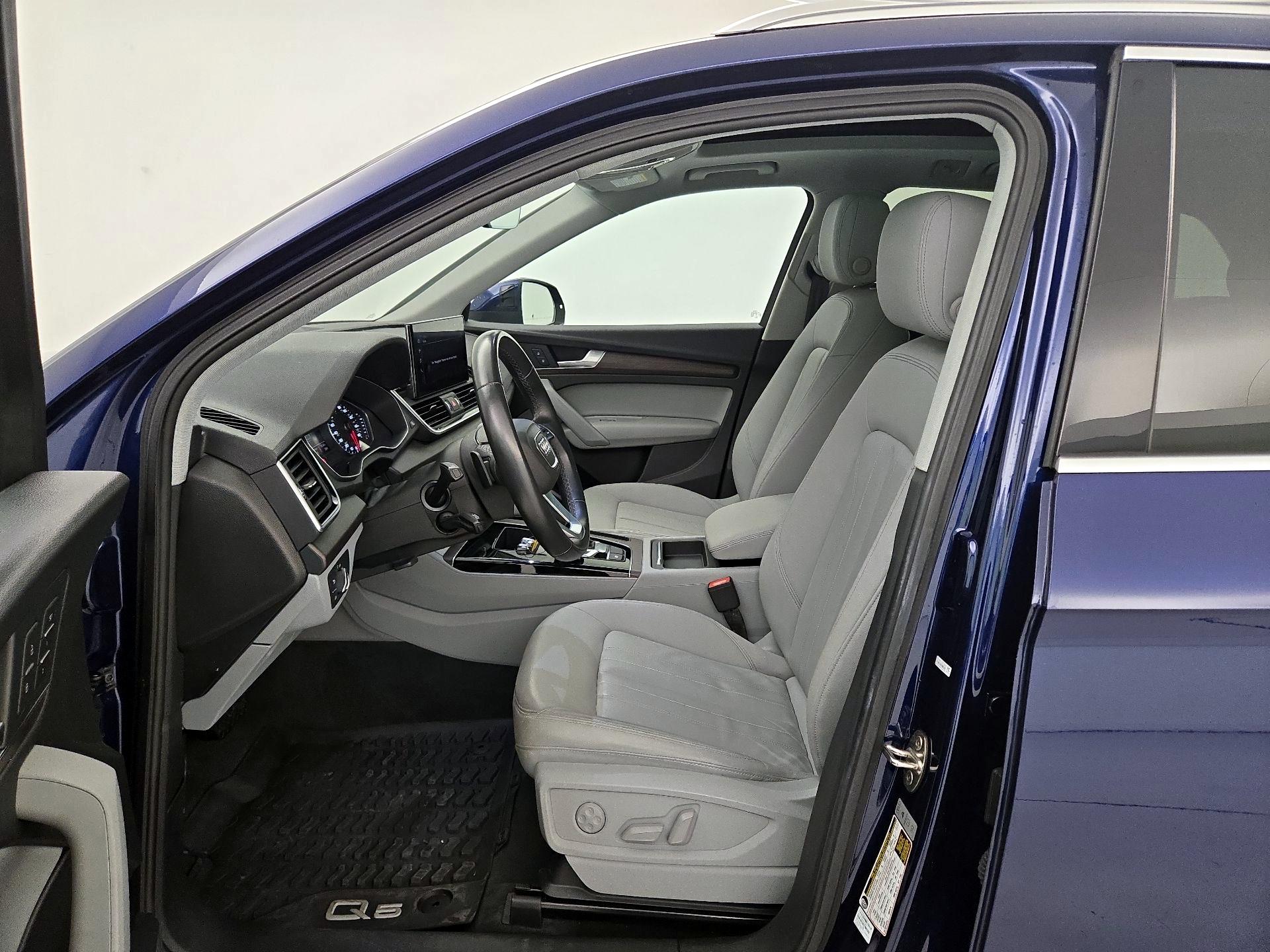 Thumbnail: 2021 Audi Q5 - 11