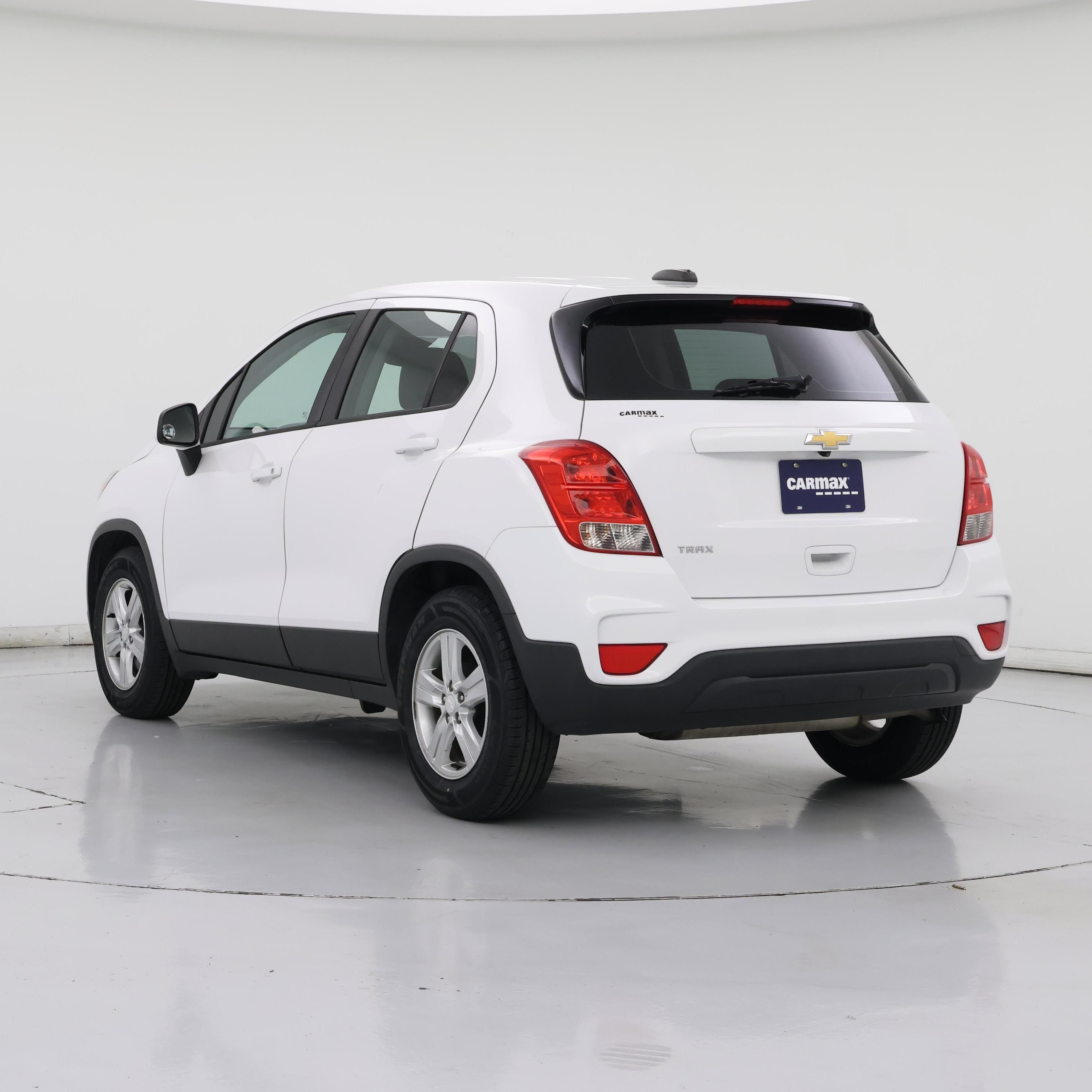 Thumbnail: 2019 Chevrolet Trax - 2