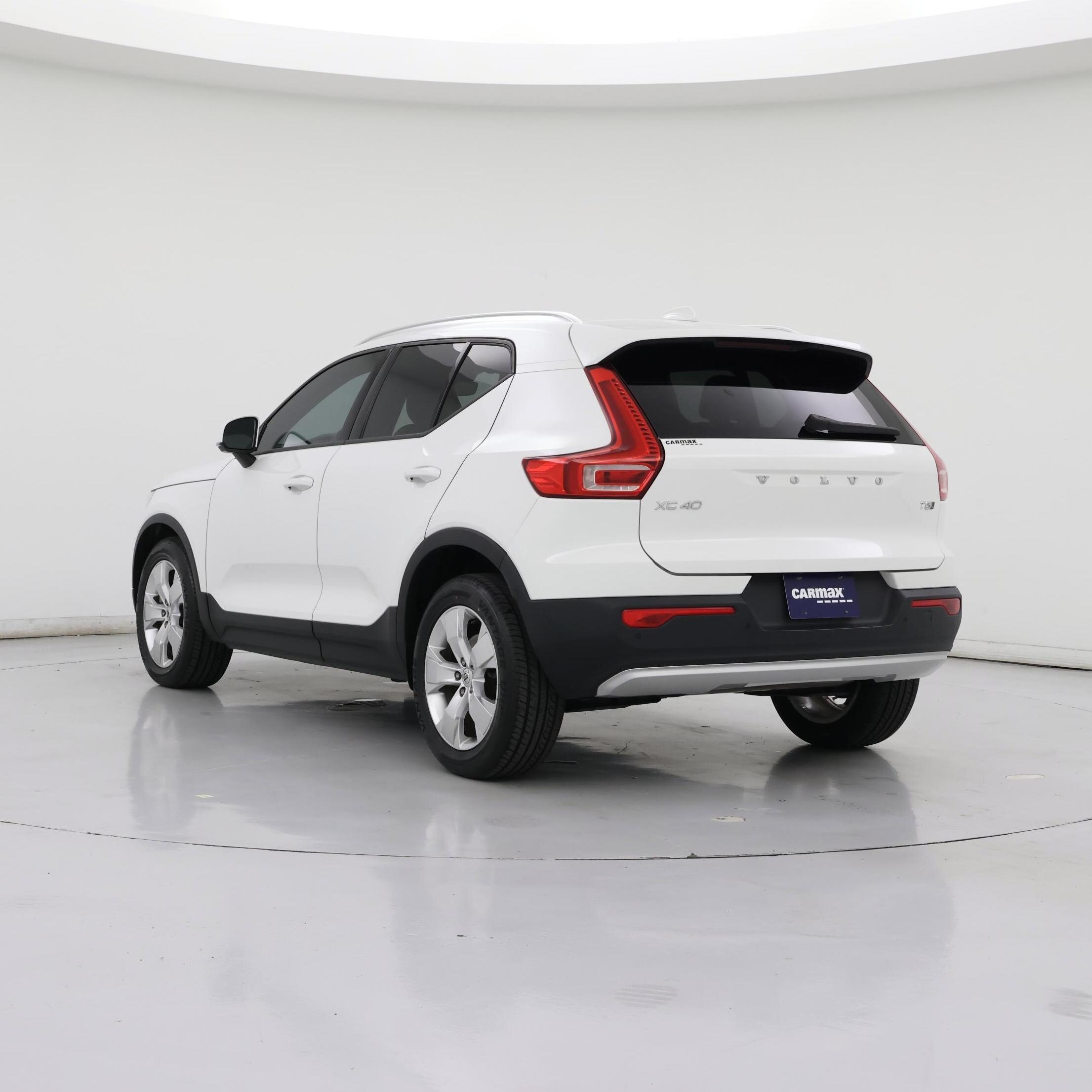 Thumbnail: 2020 Volvo XC40 - 2