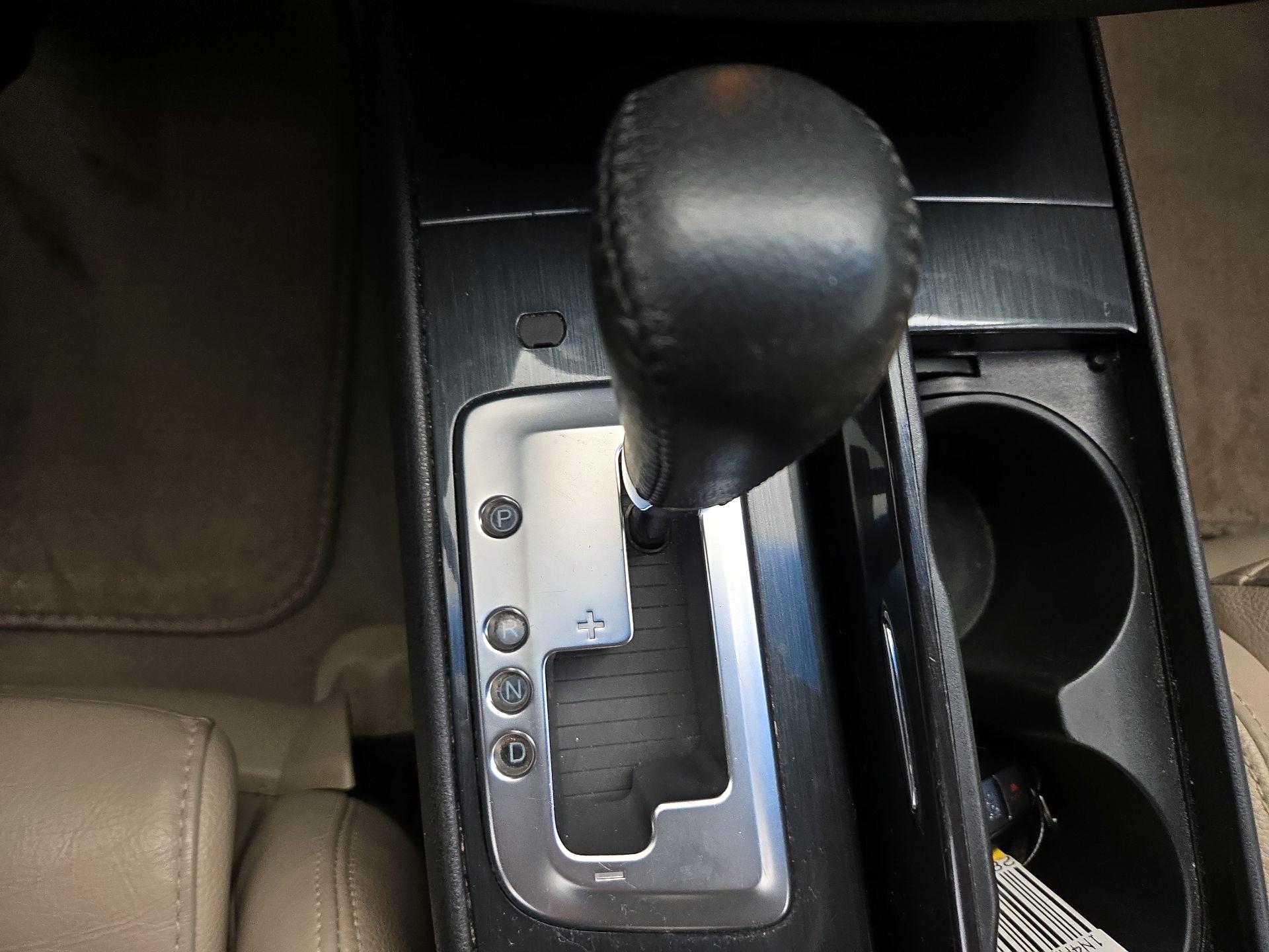 Thumbnail: 2014 Nissan Maxima - 17