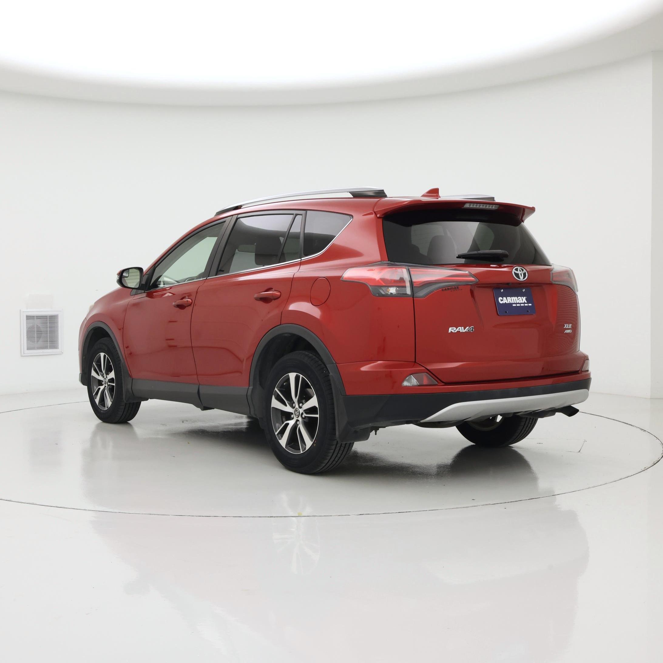 Thumbnail: 2017 Toyota RAV4 - 2