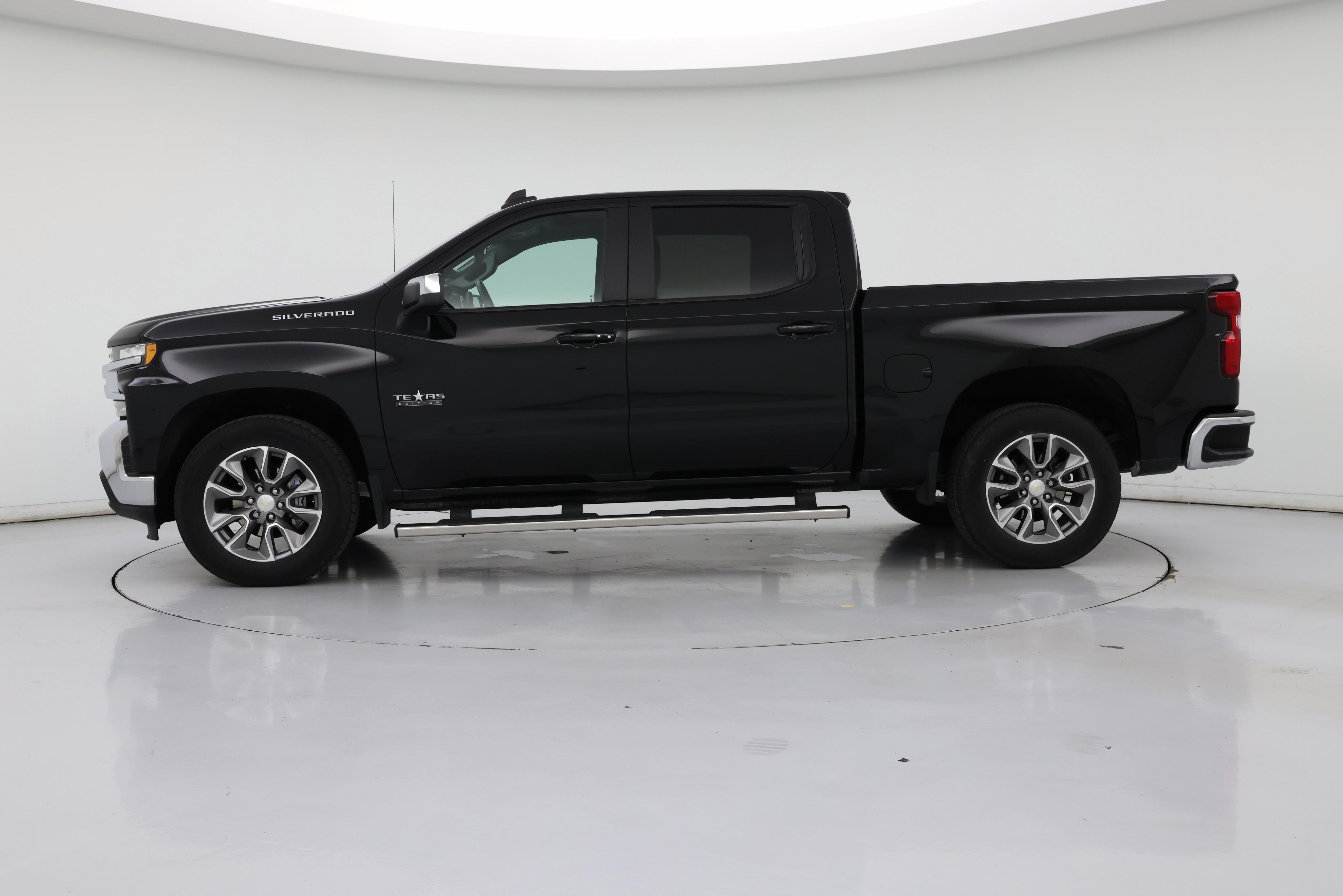 Thumbnail: 2022 Chevrolet Silverado 1500 - 3